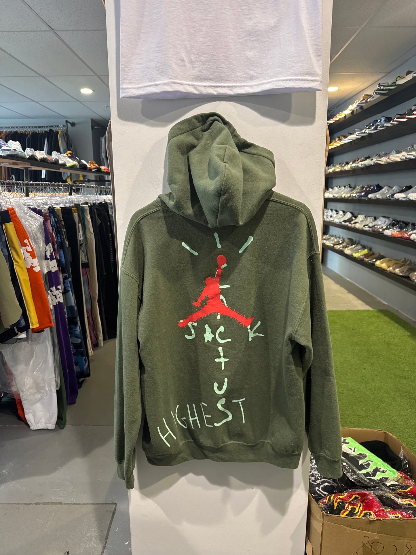 Travis Highest In The Room Hoodie (M)