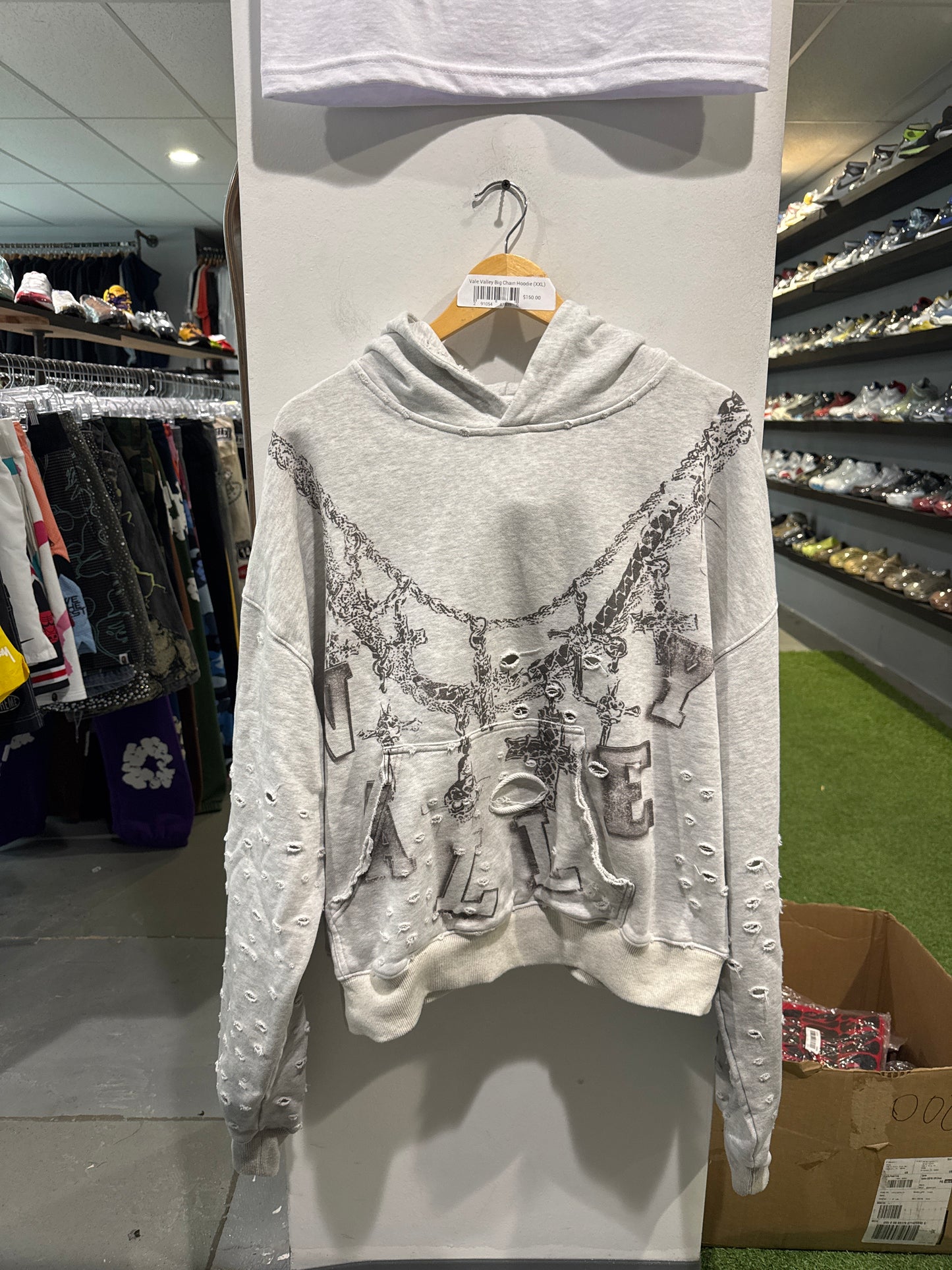 Vale Valley Big Chain Hoodie (XXL)