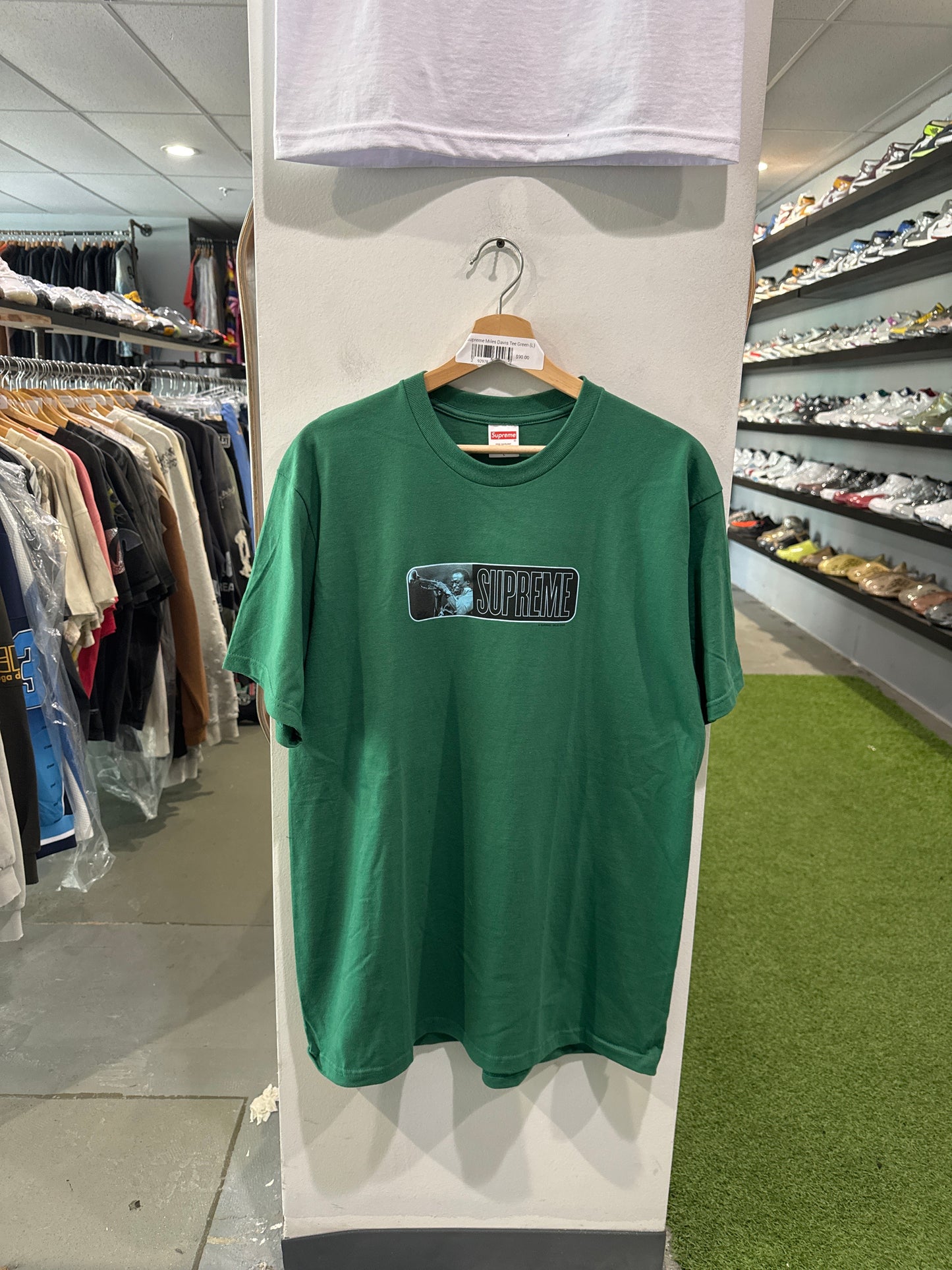 Supreme Miles Dave Tee Green