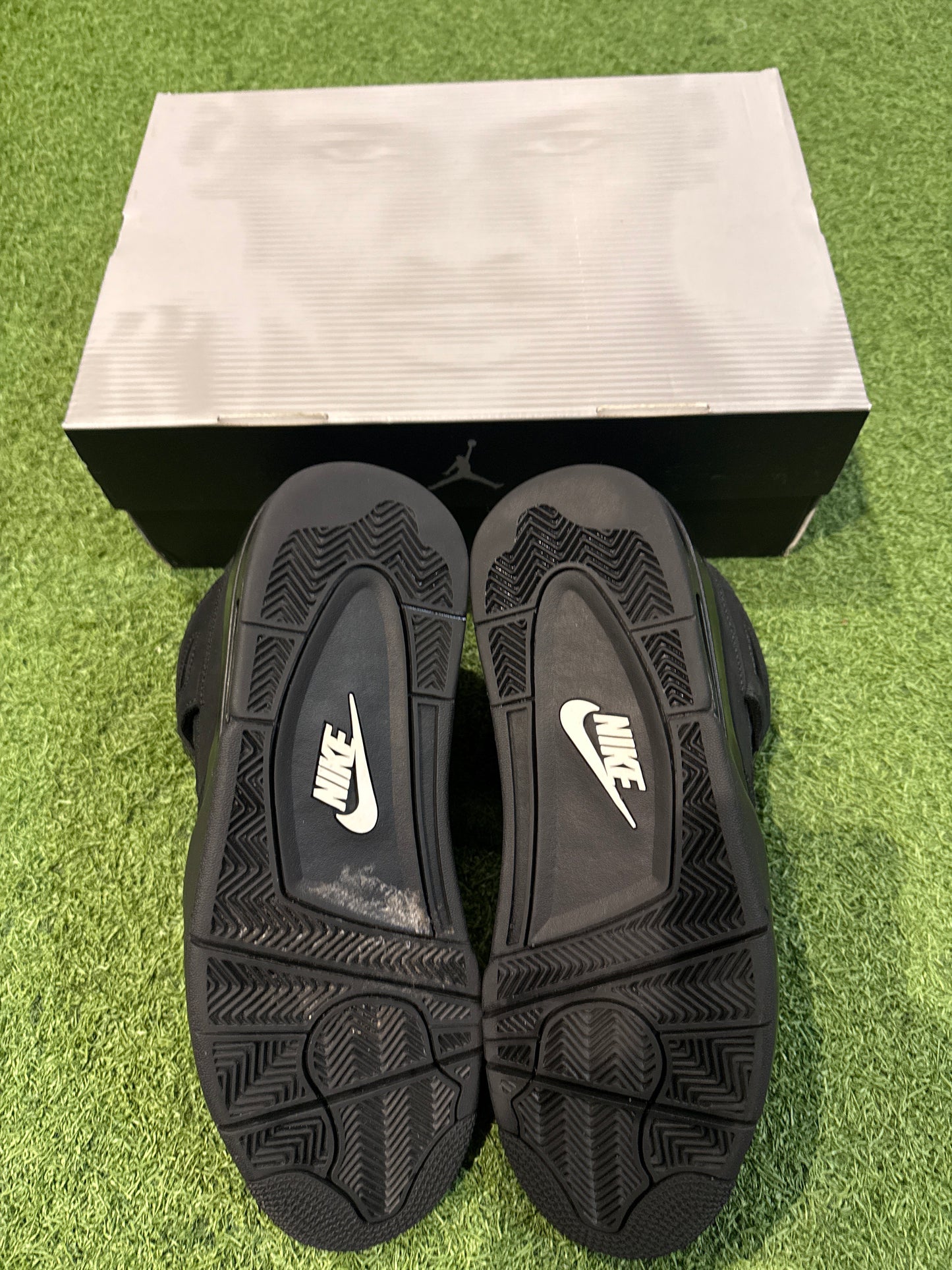 Jordan 4 Black Cat (10.5)