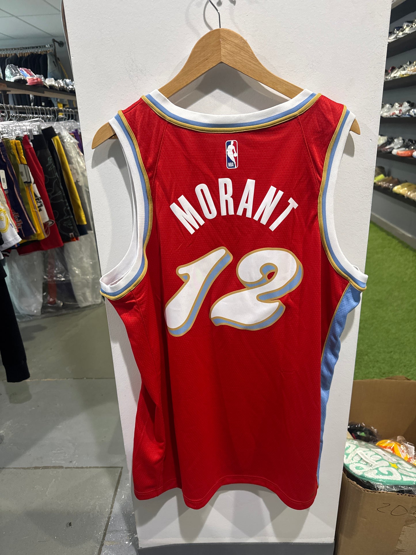 Memphis Grizzlies Morant Nike Jersey (XL)