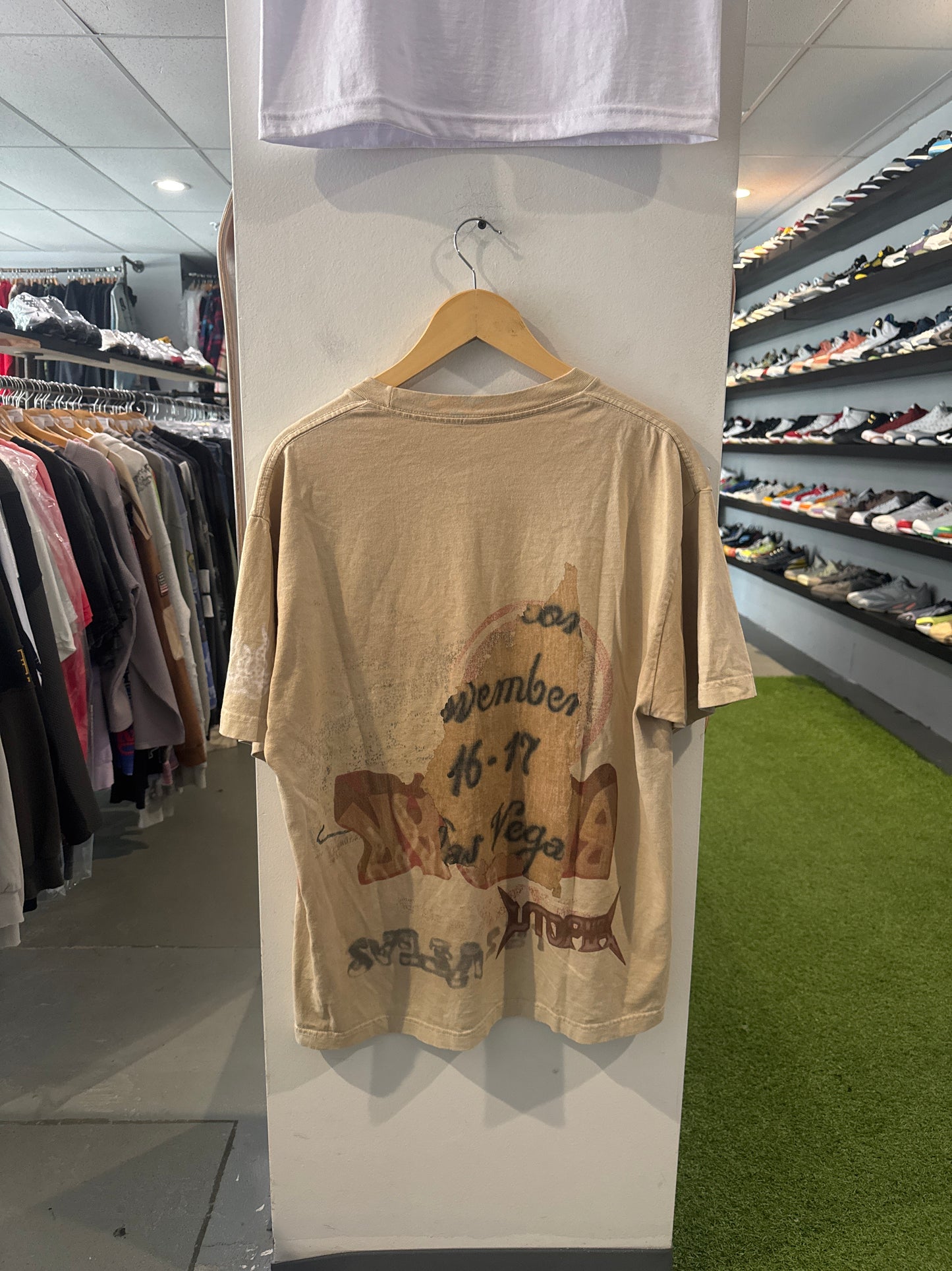 Travis Scott Bazaar Souvenir Tee (L)
