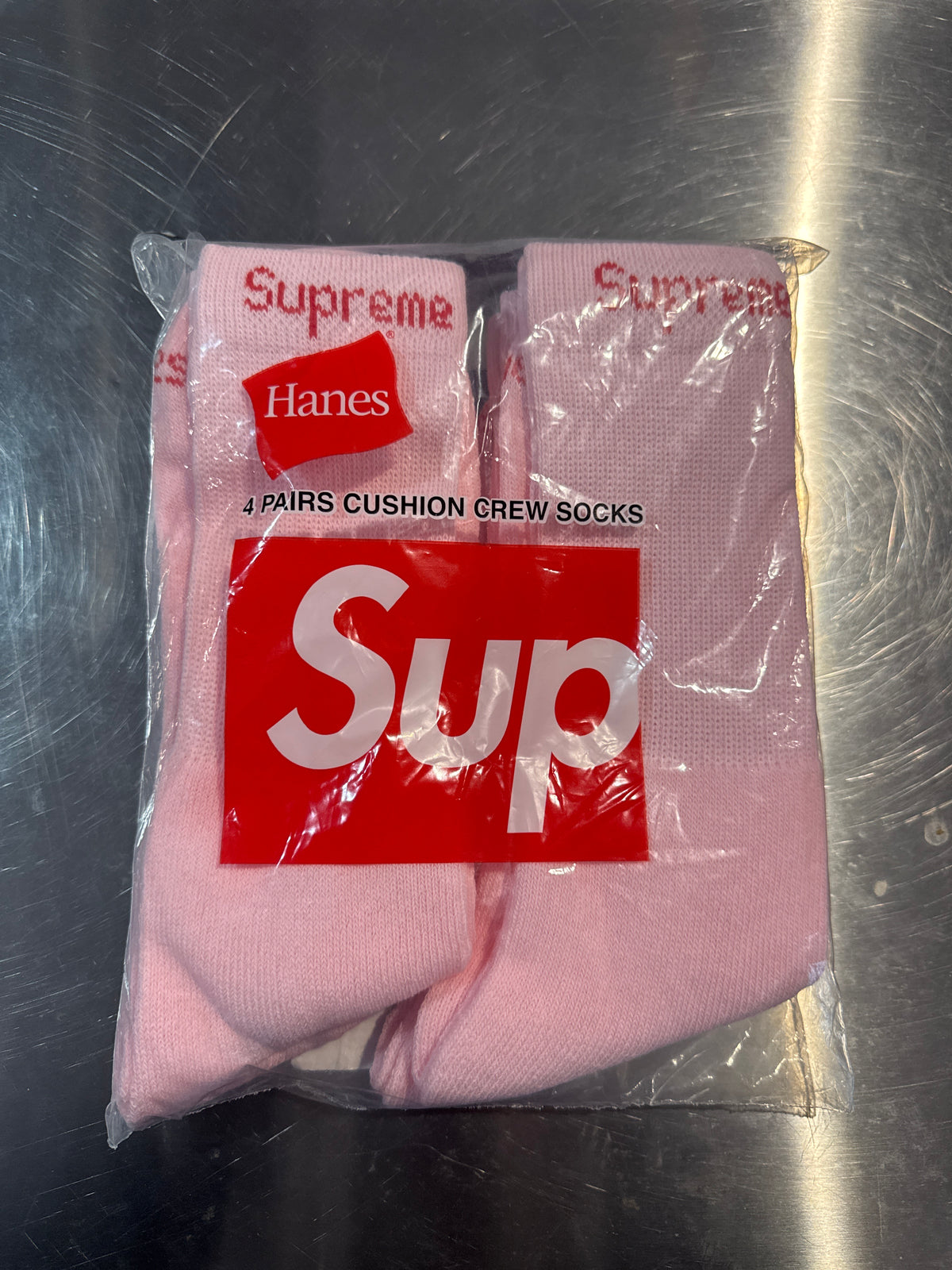 Supreme Hanes Socks Pink (4 Pack)