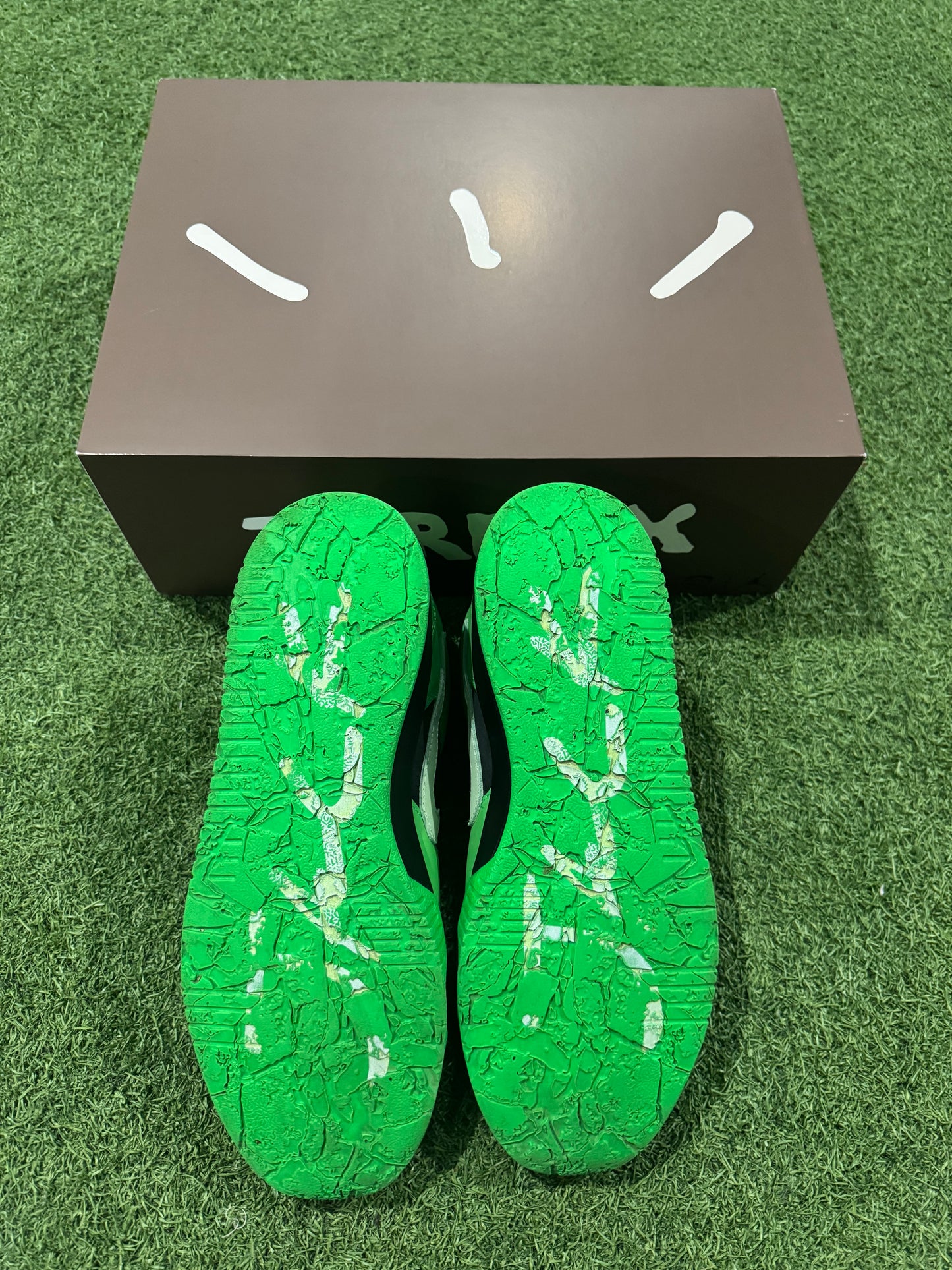 Jumpman Jack Spark Green (11)