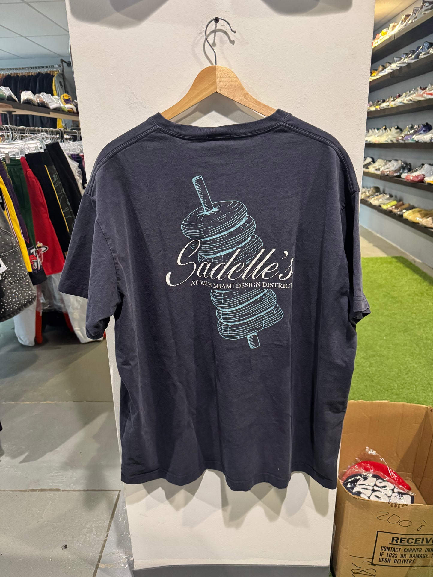 Kith Sadelle’s Tee (XXL)