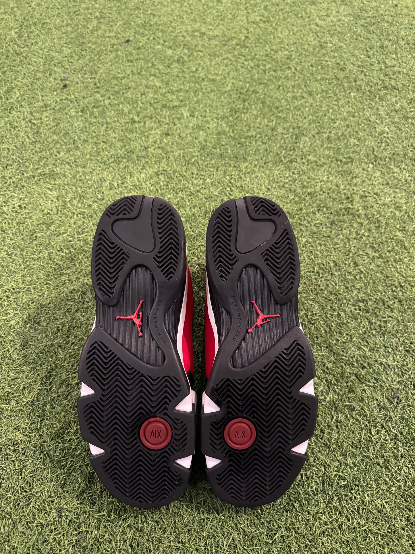 Jordan 14 Gym Red Toro (6Y)