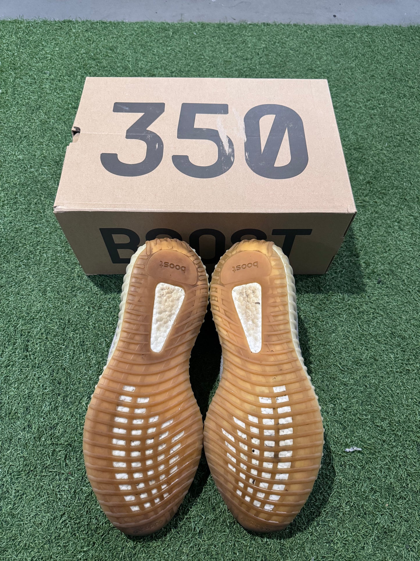 Yeezy 350 Sesame (12)