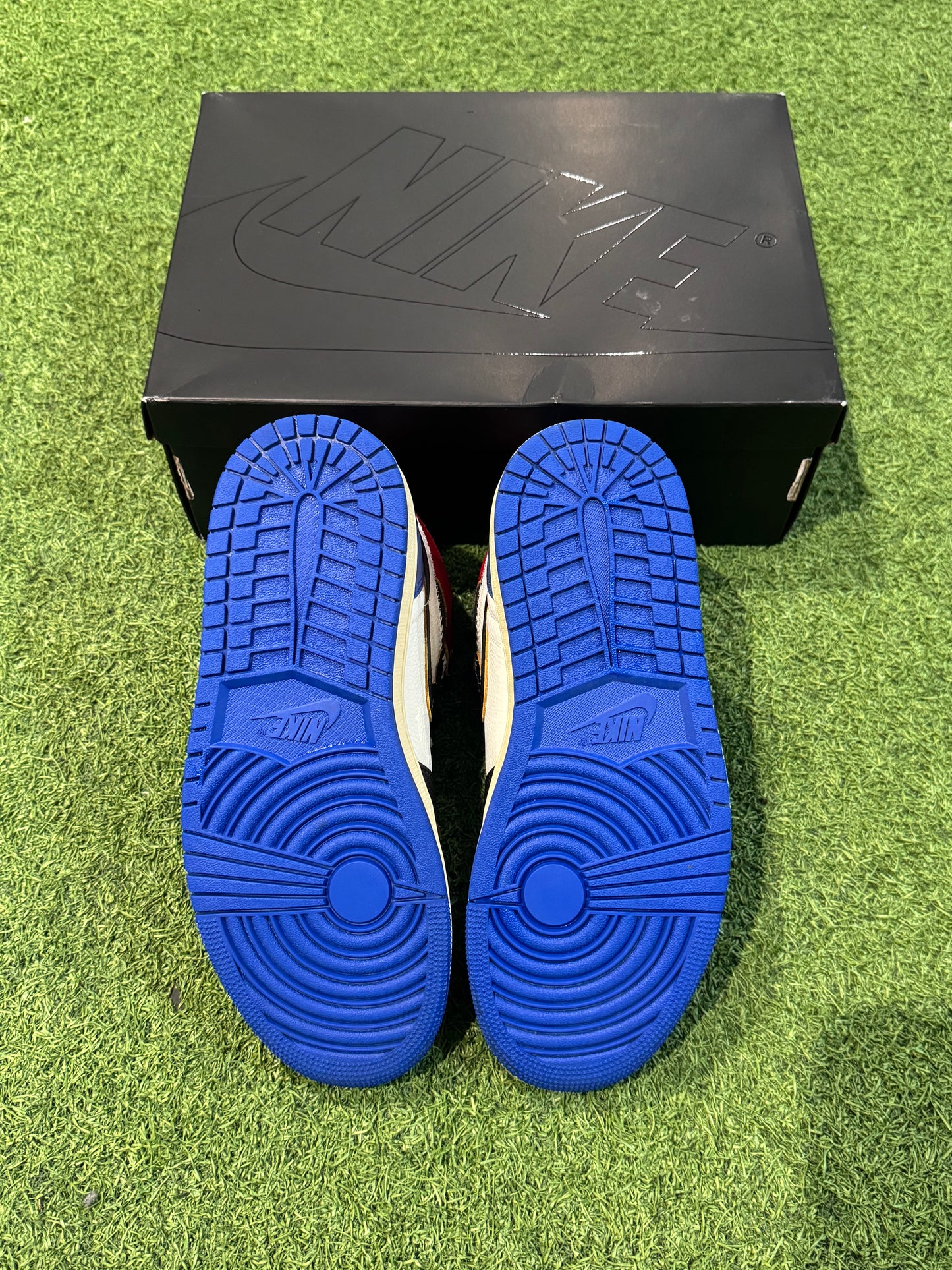 Jordan 1 Union x Fragment Varsity Sport Royal (7)