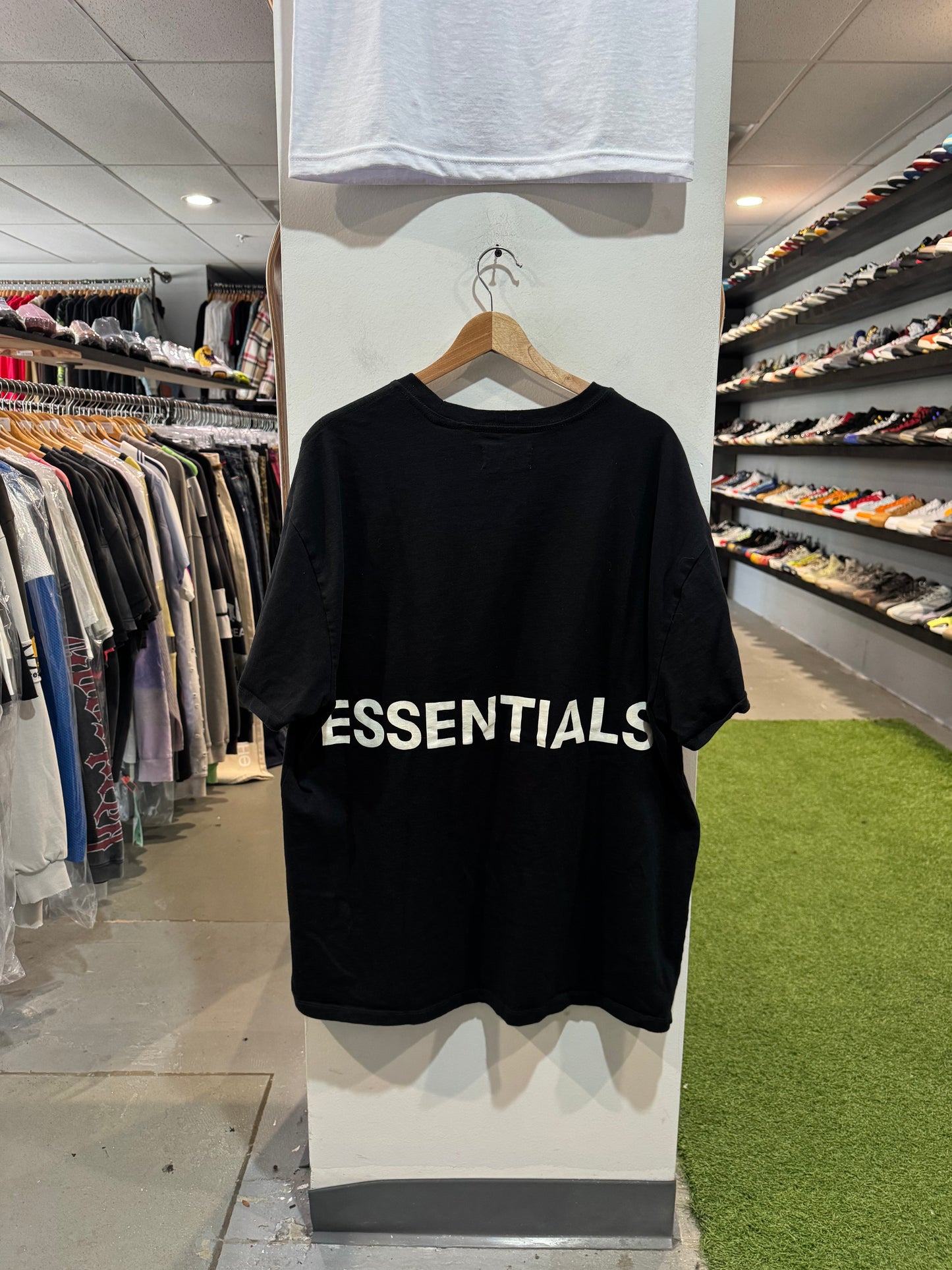 Essentials FOG Tee Black (M)