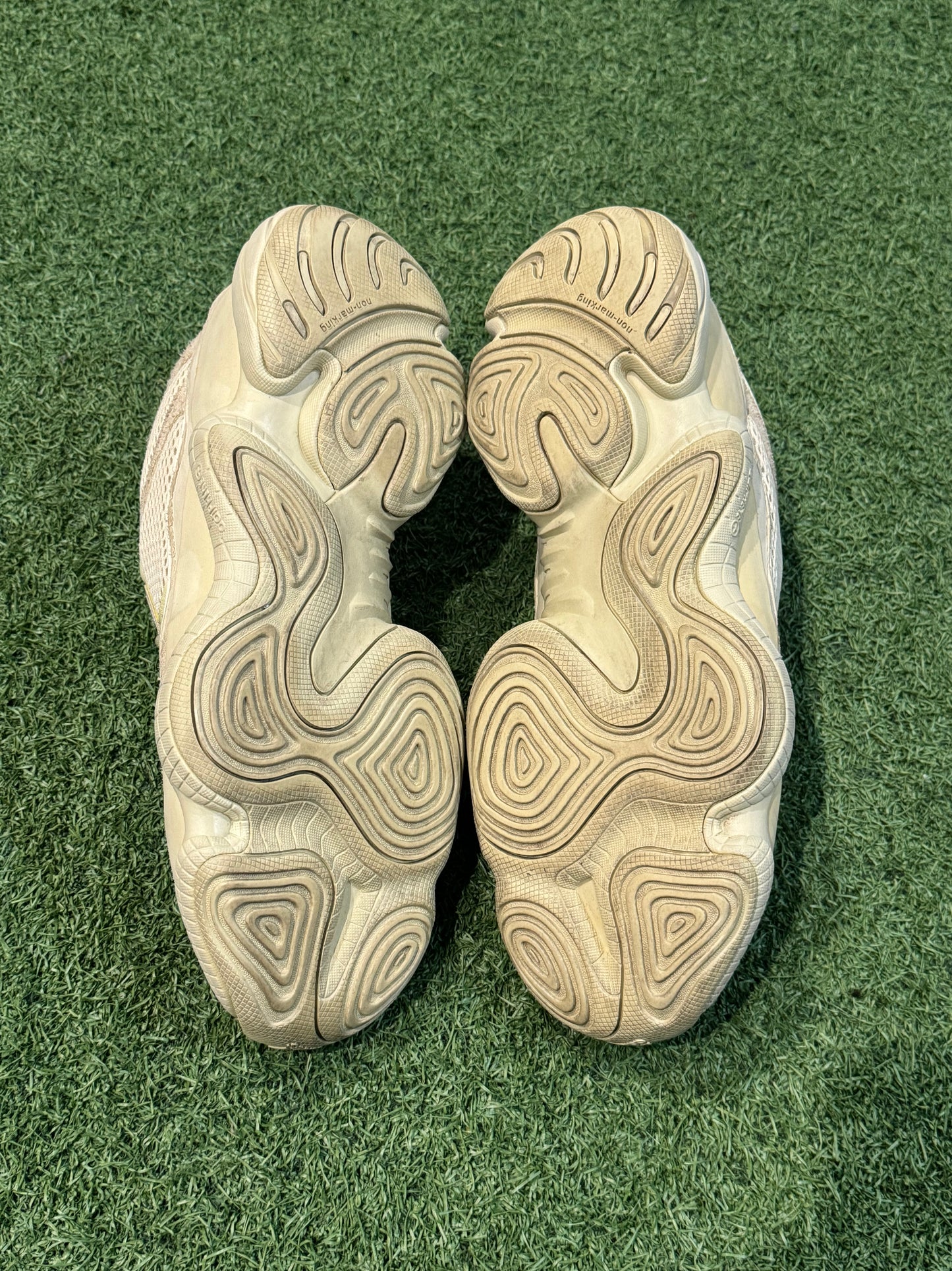 Yeezy 500 Super Moon Yellow (11.5)