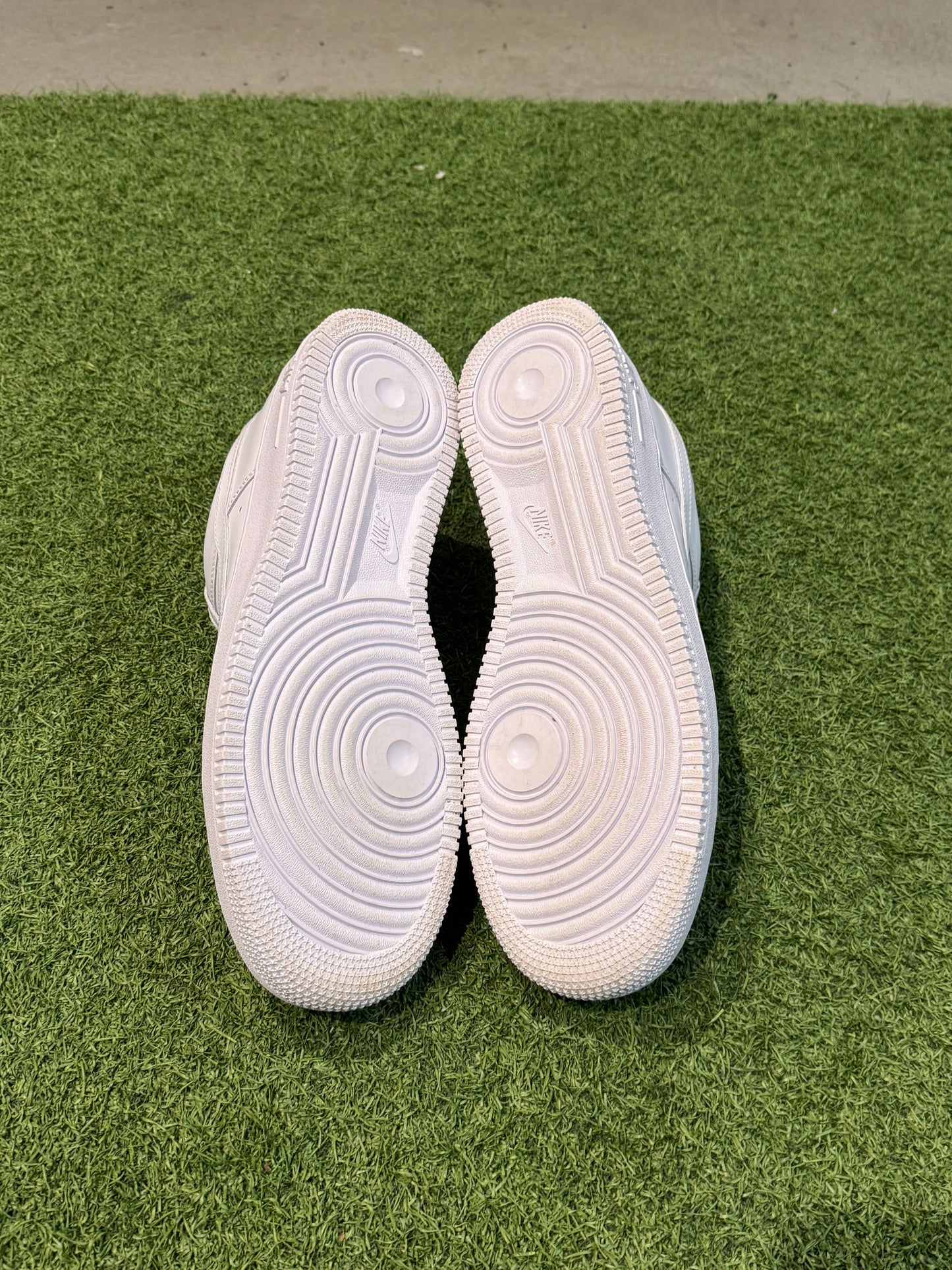 AF1 White (12)