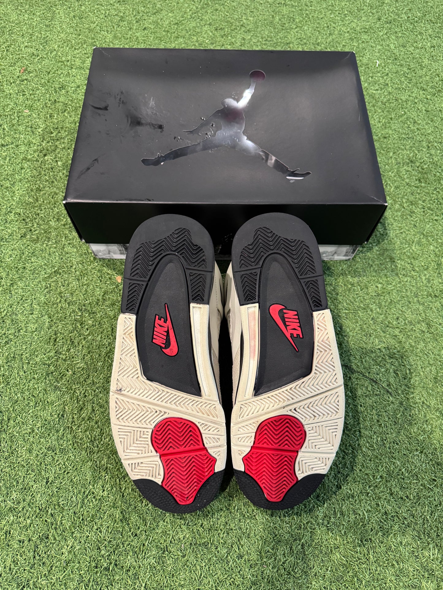 Jordan 4 Flight Club (10.5)