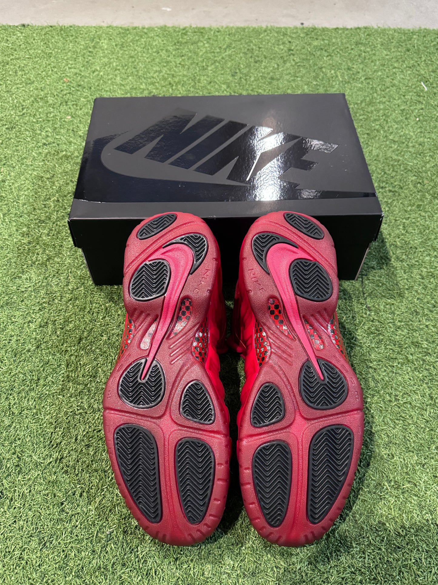 Nike Foamposite Red October (10.5)