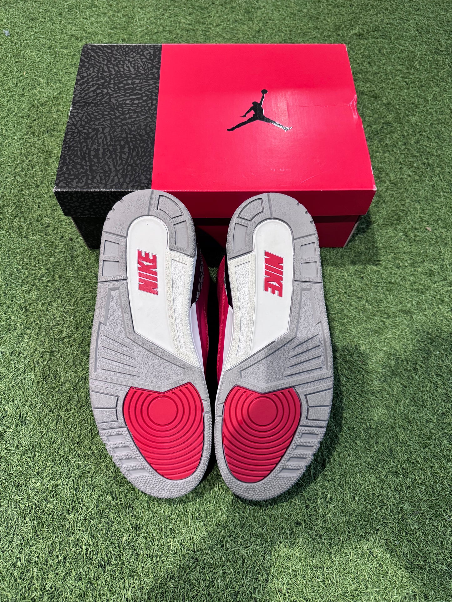 Jordan 3 Unite (10)