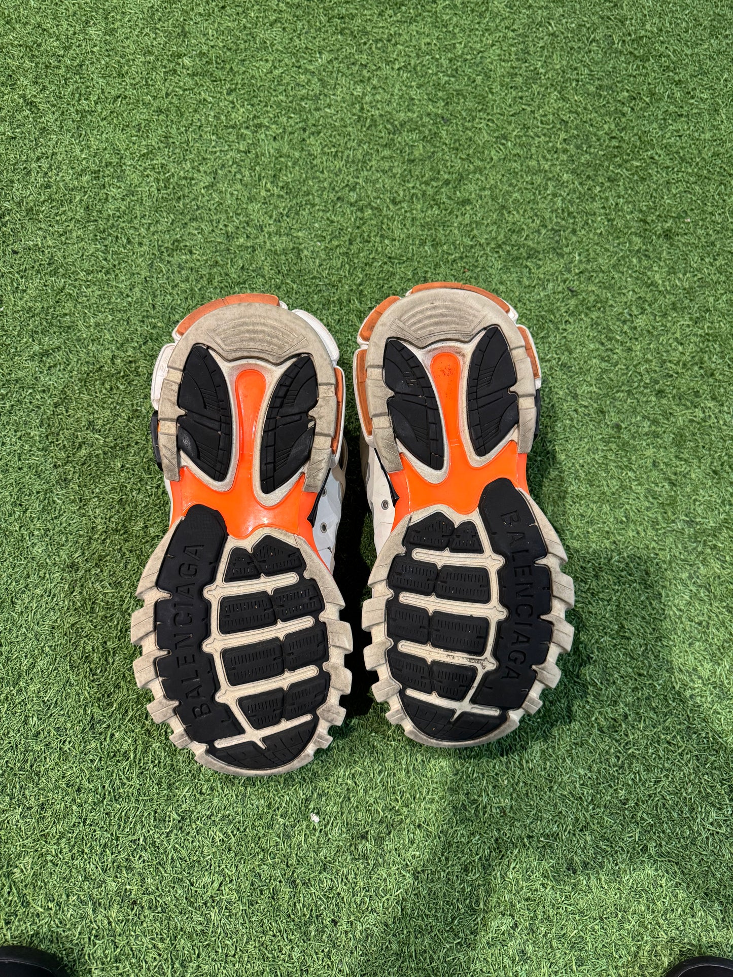 Balenciaga Track Runner (8)