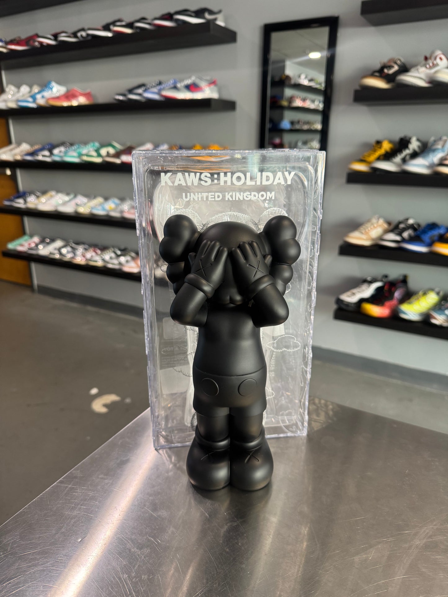 Kaws Holiday United Kingdom Figure