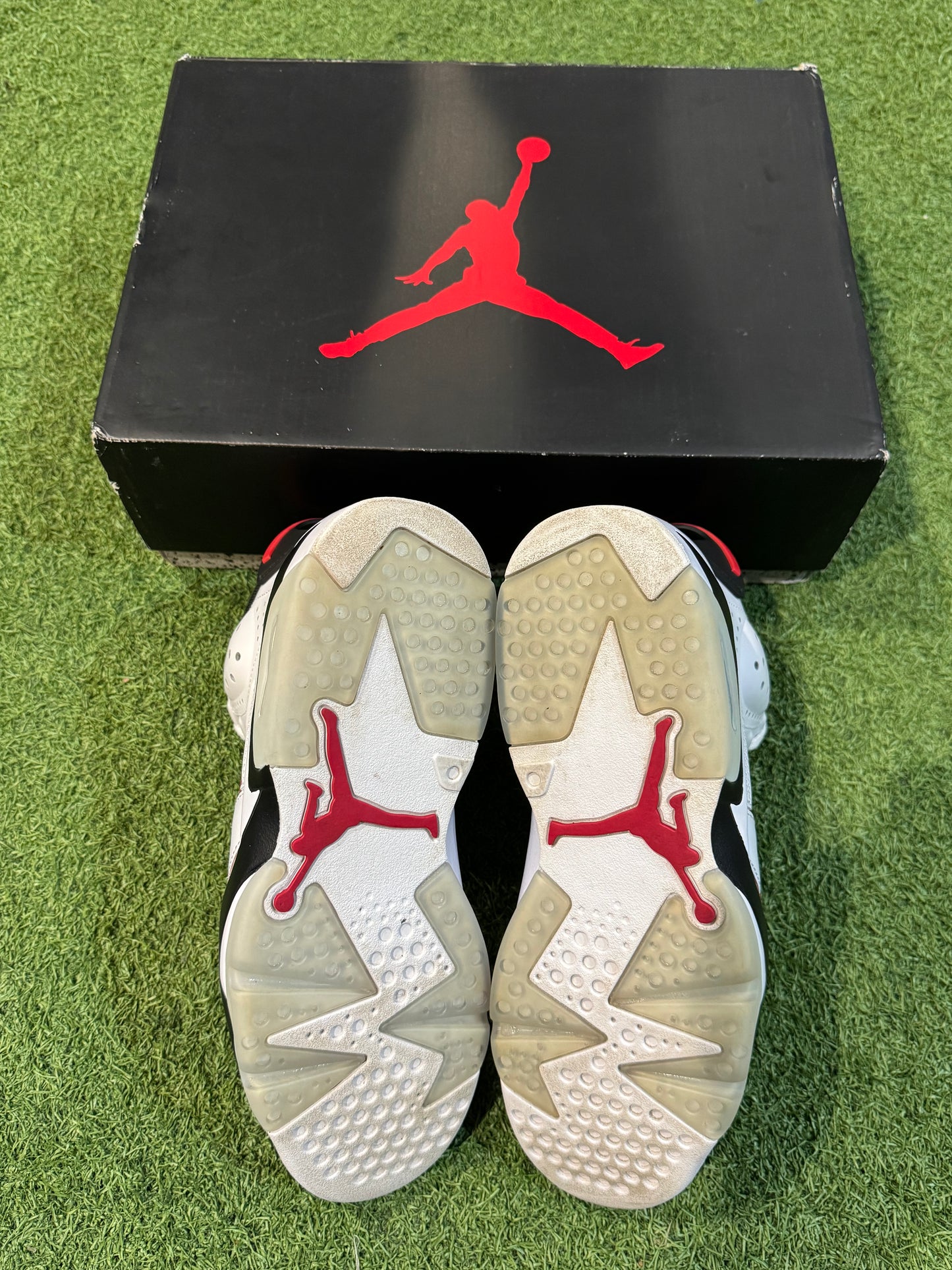 Jordan 6 Carmine (9)