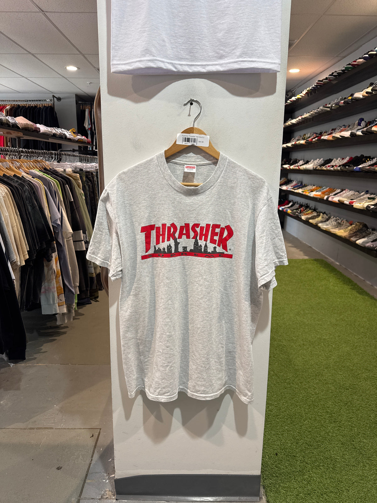 Supreme Thrasher Tee (L)