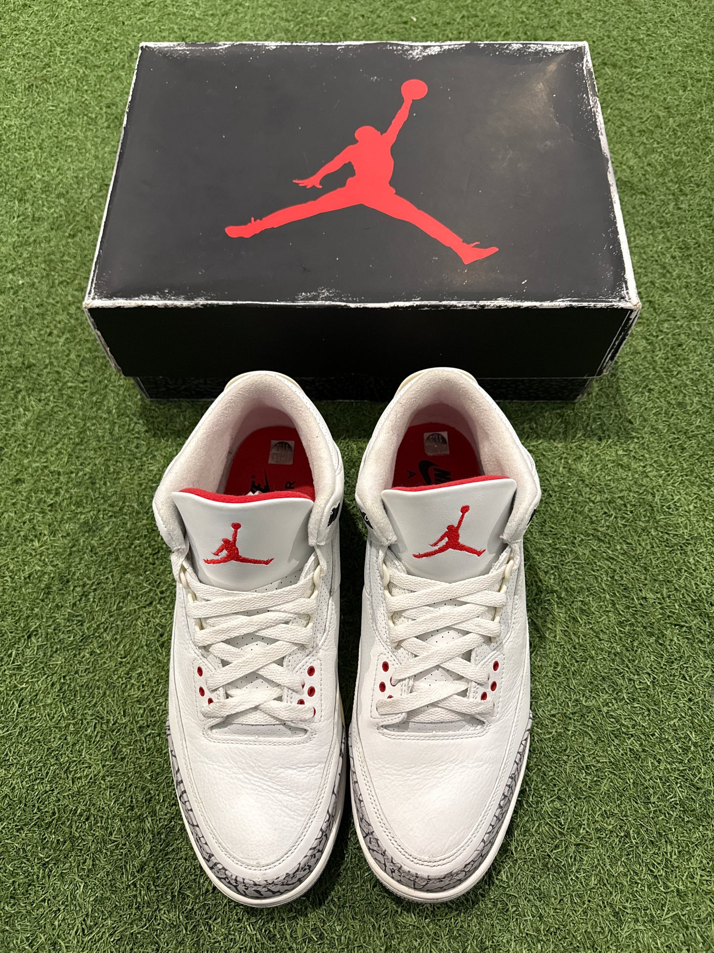 Jordan 3 White Cement (11.5)