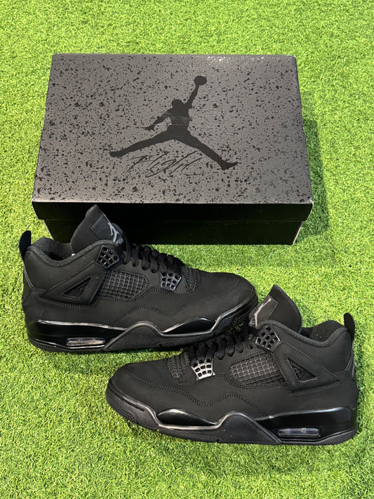Jordan 4 Retro Black Cat (10.5)