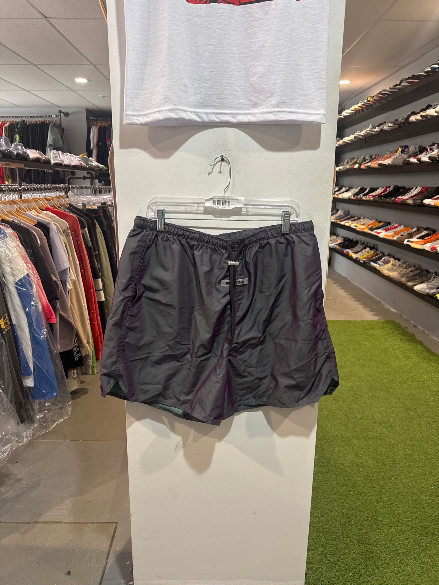 Essentials Nylon Shorts Iridescent (L)