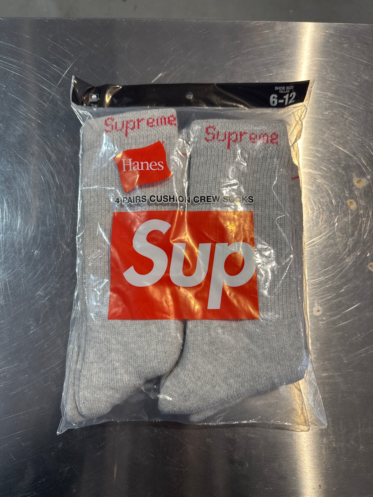 Supreme Hanes Socks Grey (4 Pack)