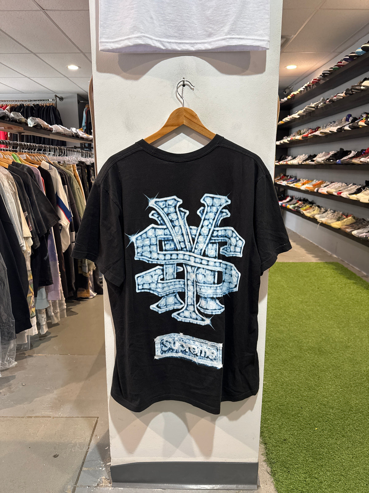 Supreme Snowman Tee (L)