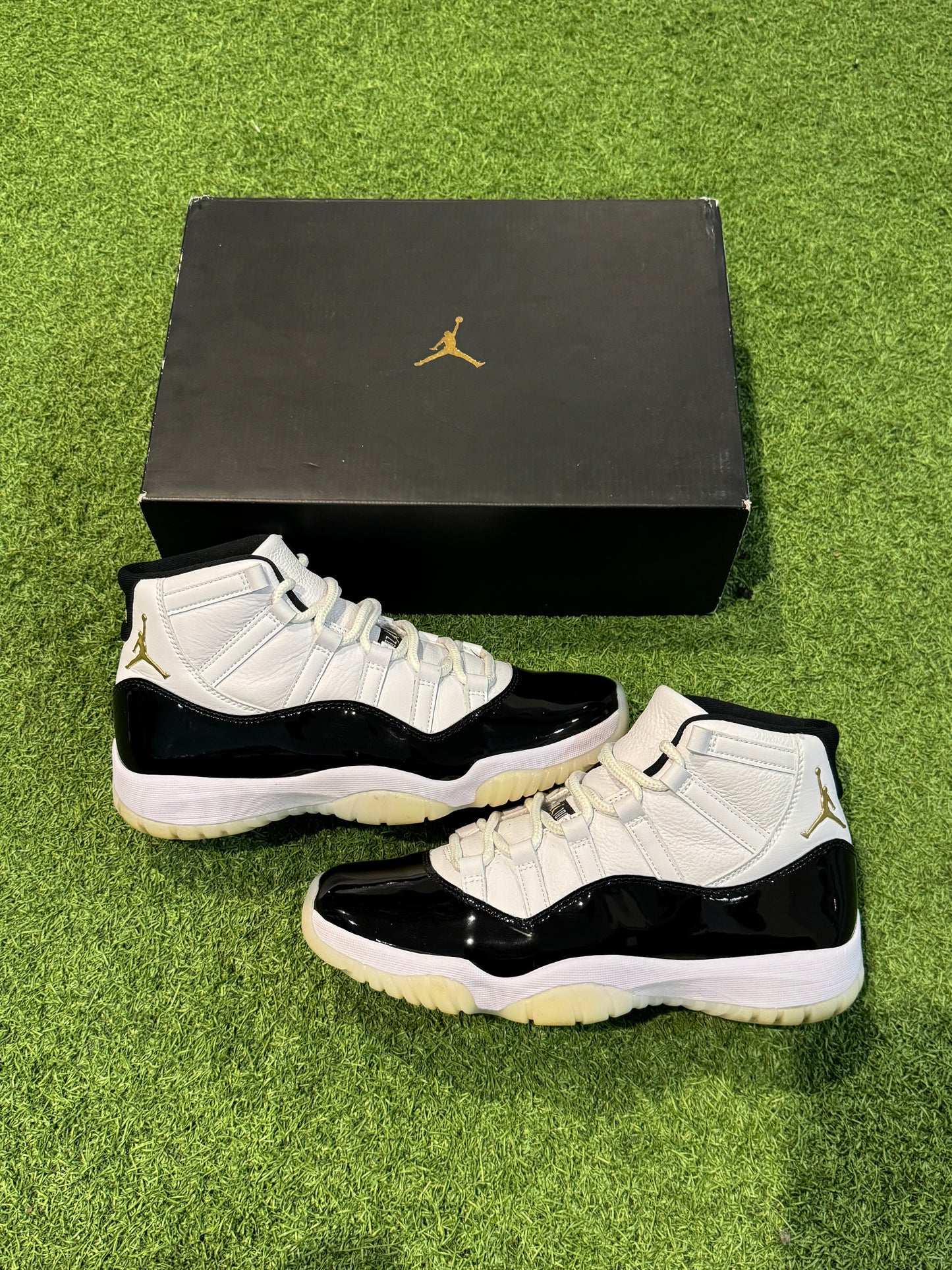 Jordan 11 Gratitude (9)
