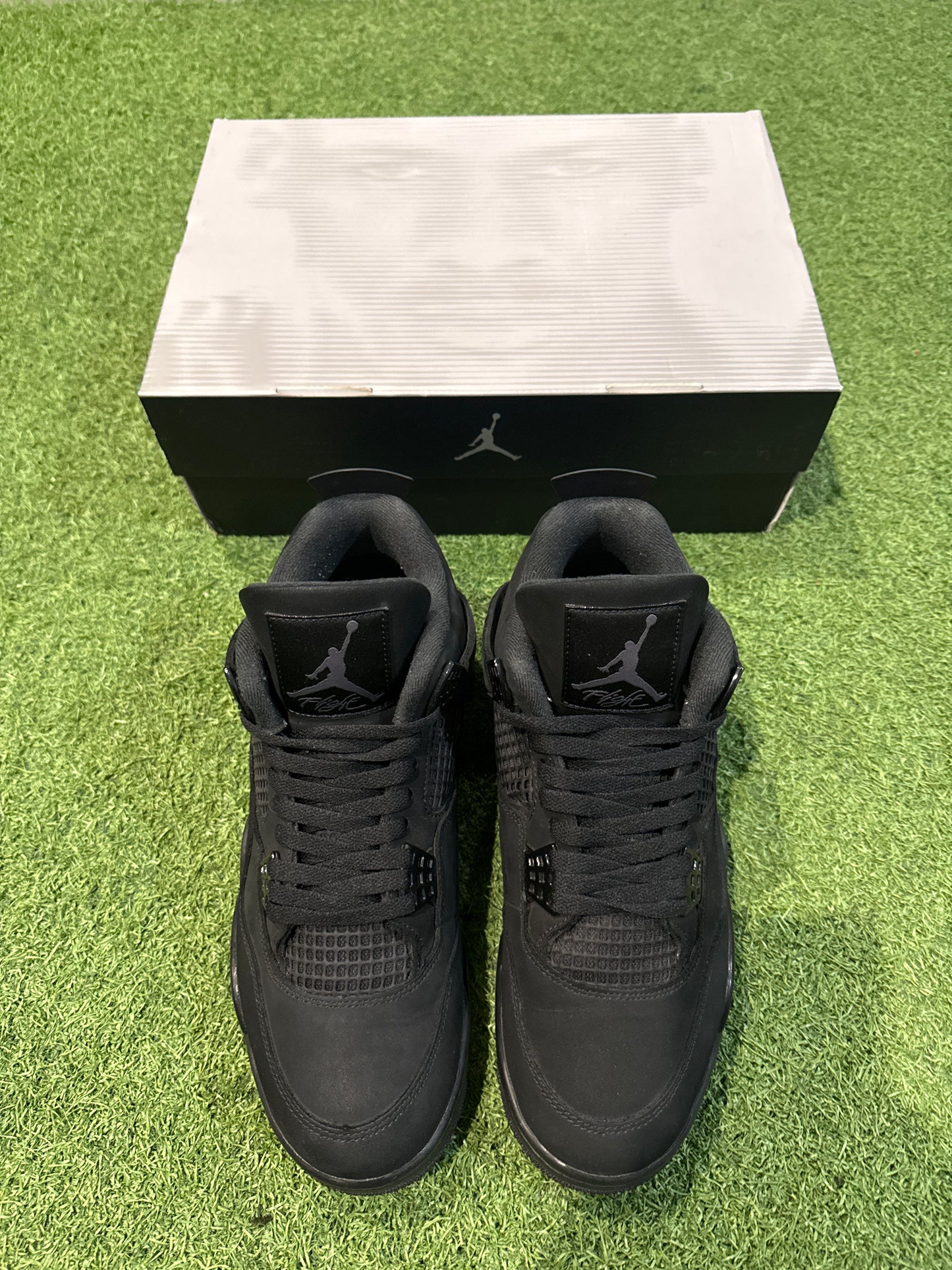 Jordan 4 Black Cat (10.5)