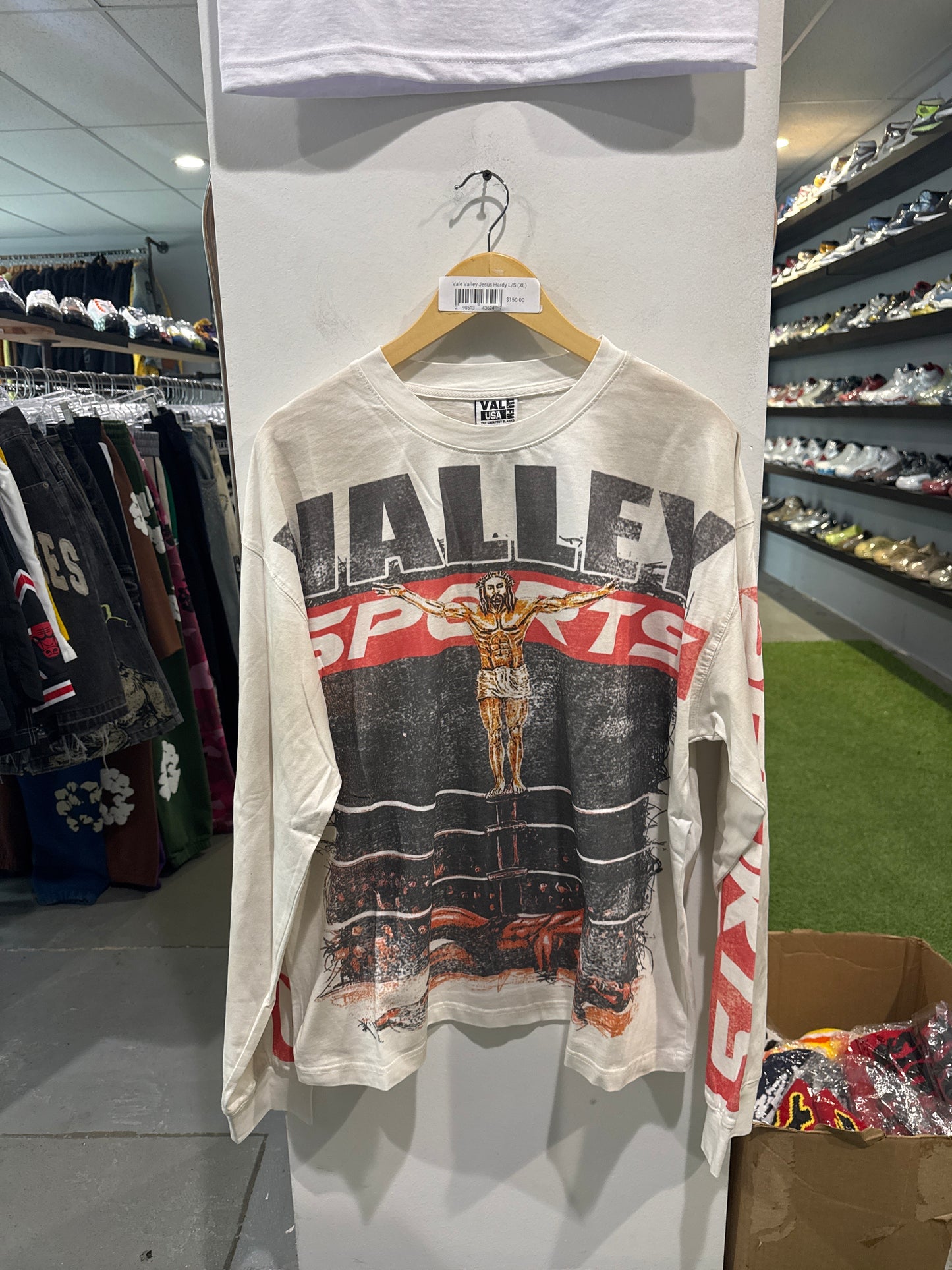 Vale Valley Jesus Hardy L/S