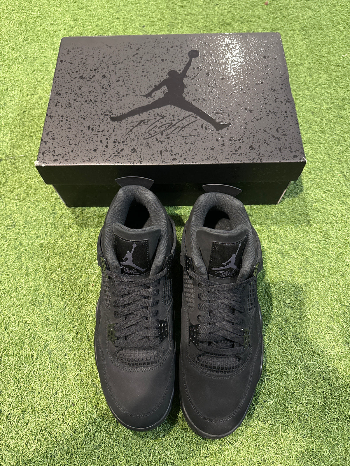 Jordan 4 Black Cat (10.5)