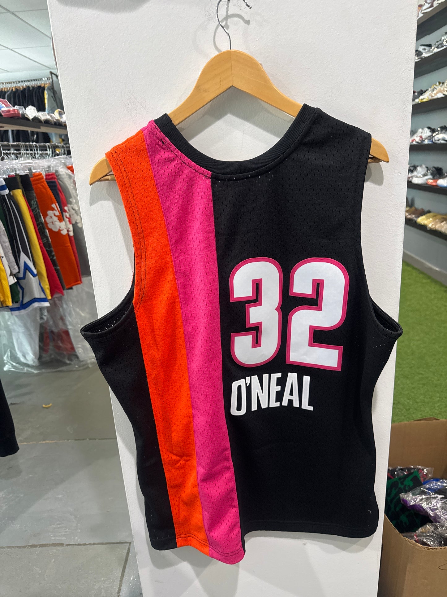 Miami Heat O’Neal Mitchell & Ness Jersey (L)