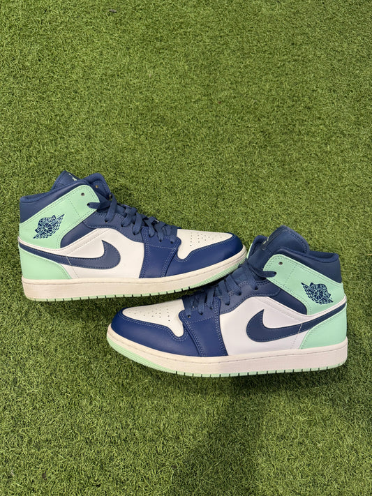 Jordan 1 Mid Mystic Navy Mint Green (11)