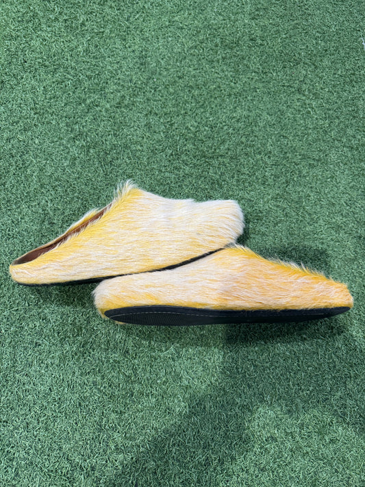 Marni Slides Yellow (45EU)