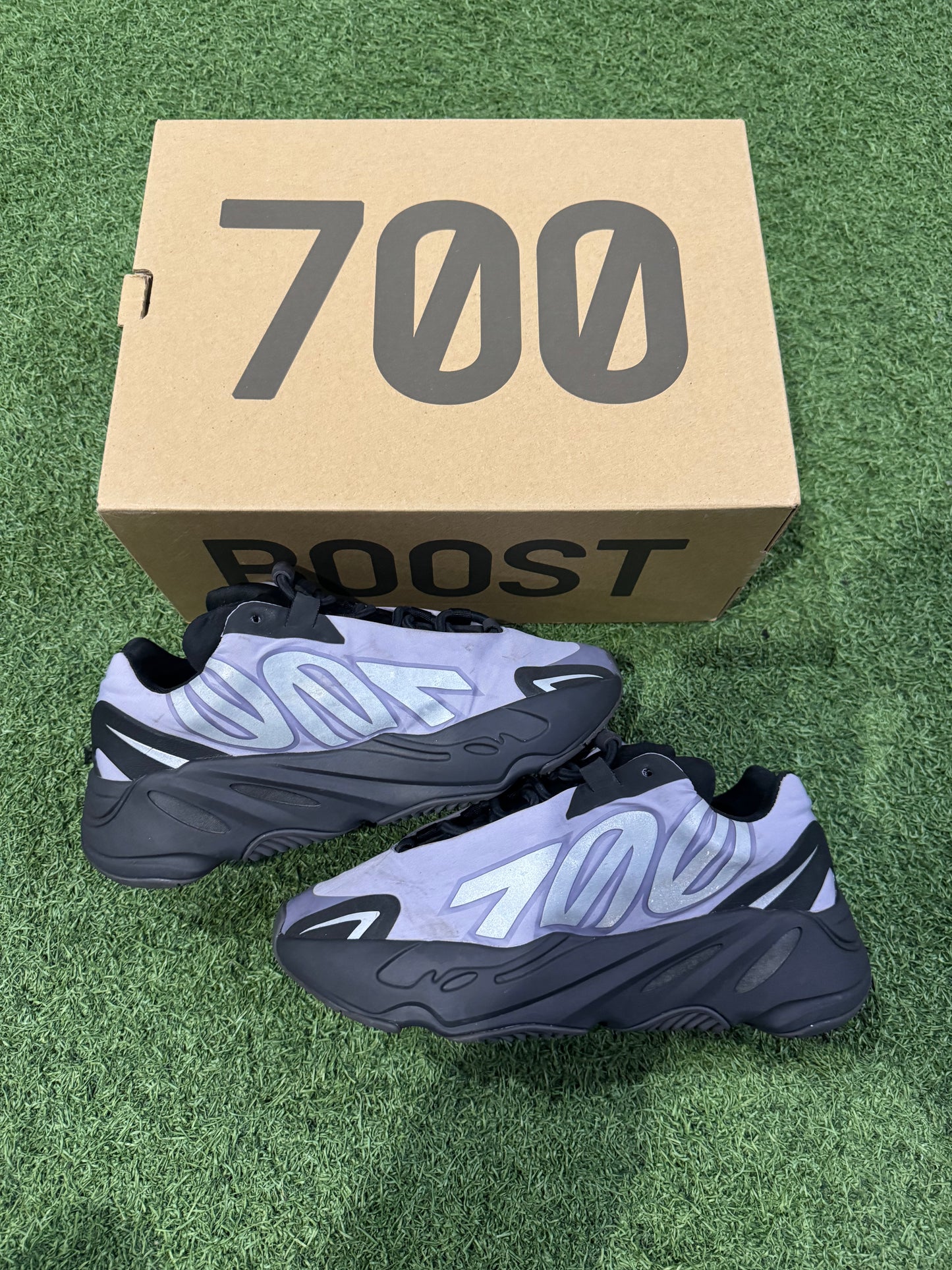 Yeezy 700 Geode (6)