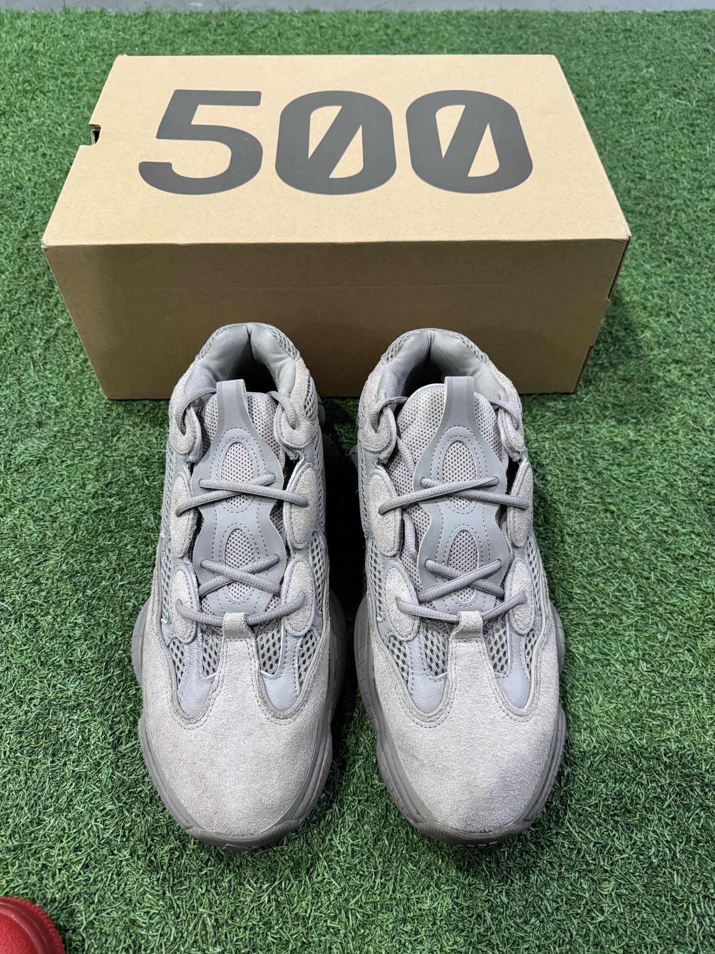 Yeezy 500 Ash Grey (12.5)
