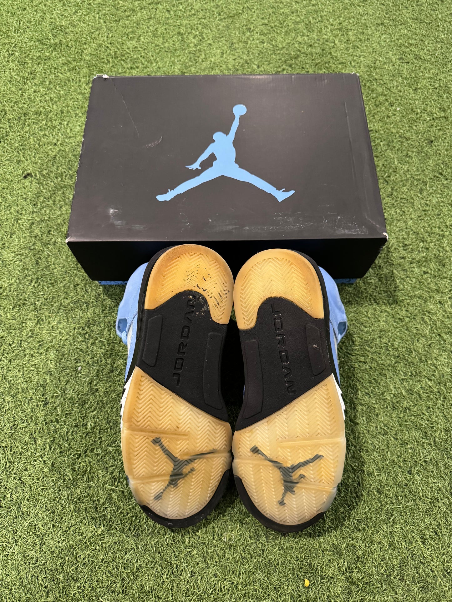 Jordan 5 UNC (10)