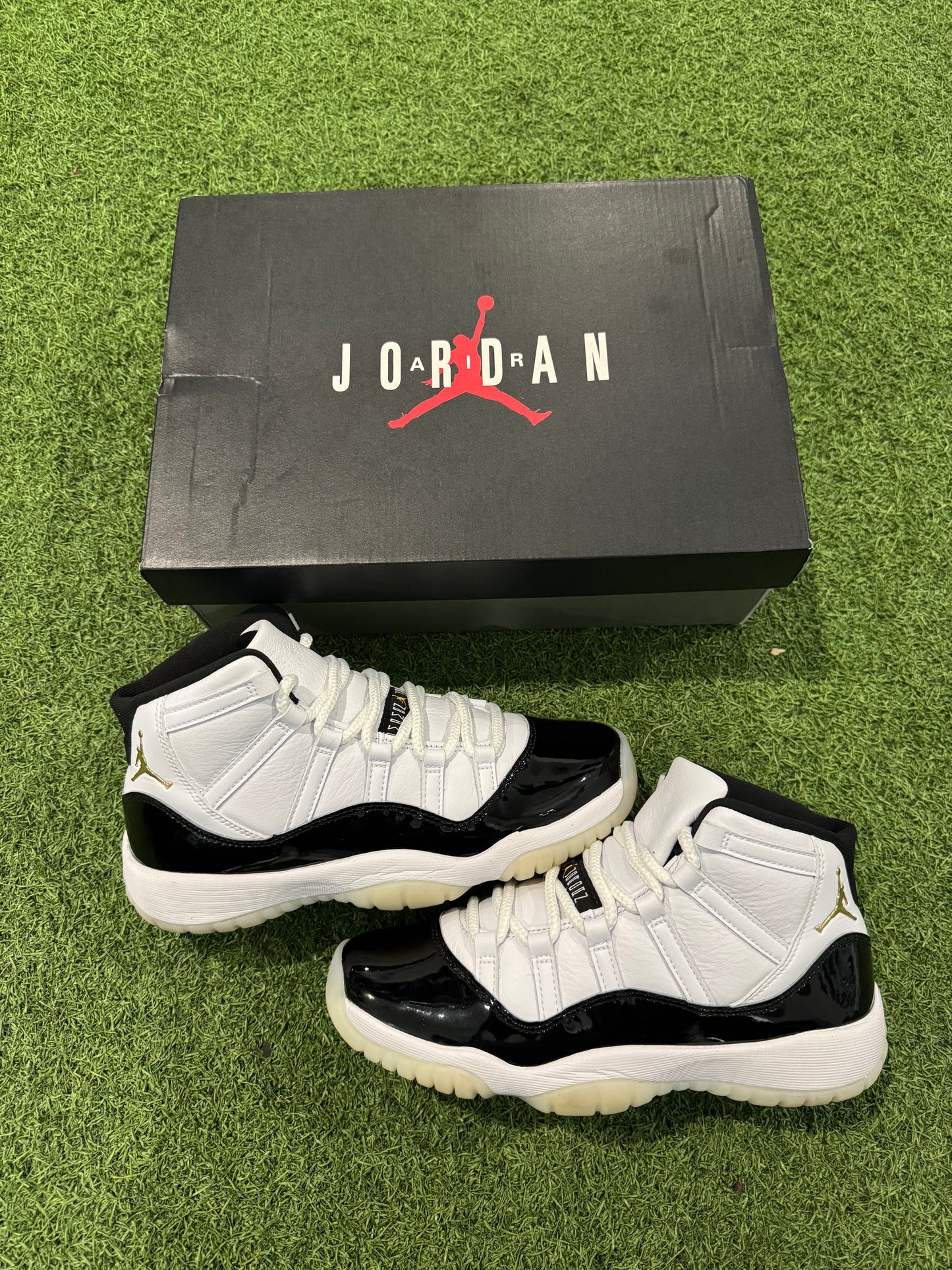Jordan 11 DMP Gratitude (5.5Y)