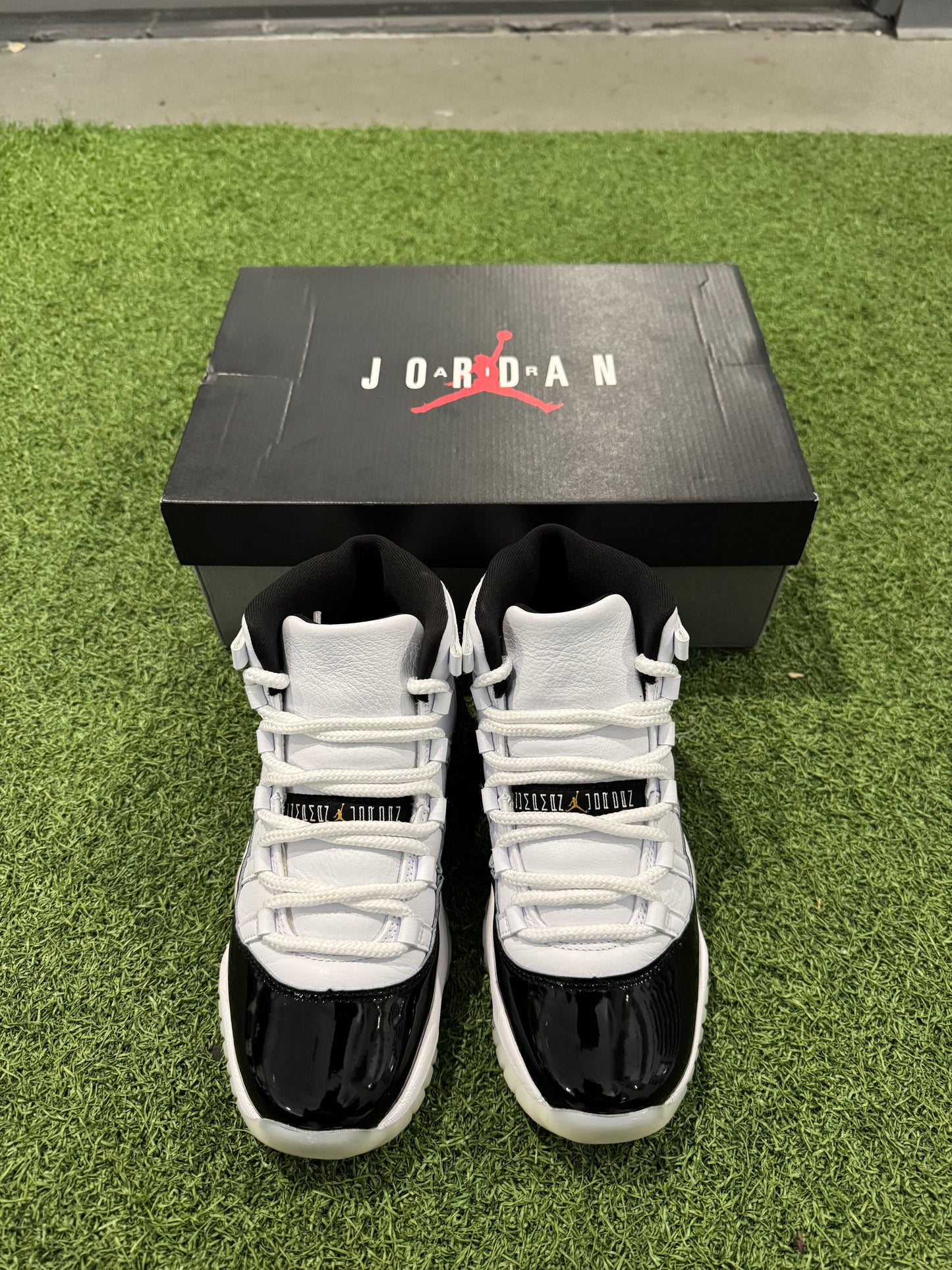 Jordan 11 DMP Gratitude (5.5Y)
