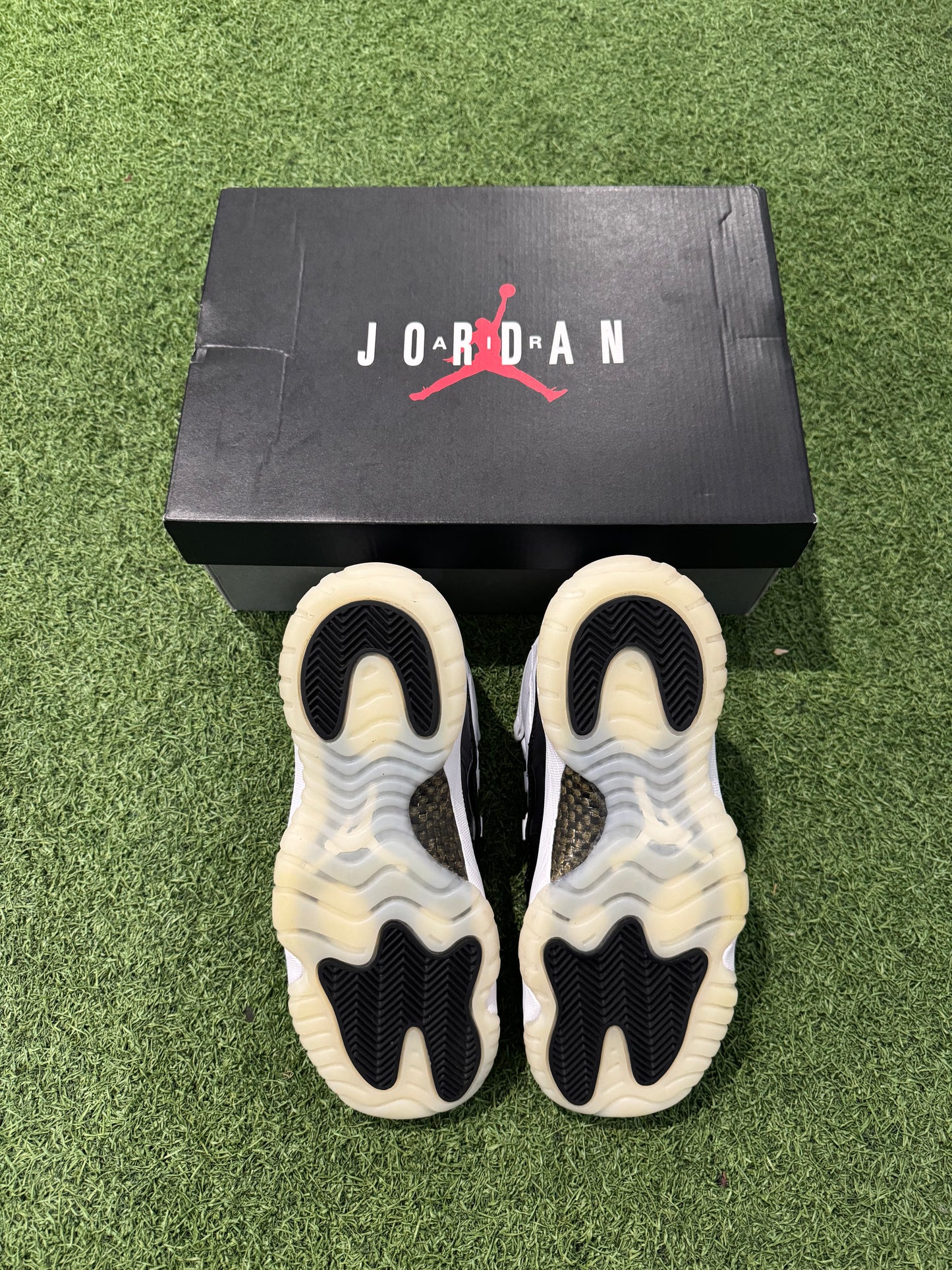 Jordan 11 DMP Gratitude (5.5Y)