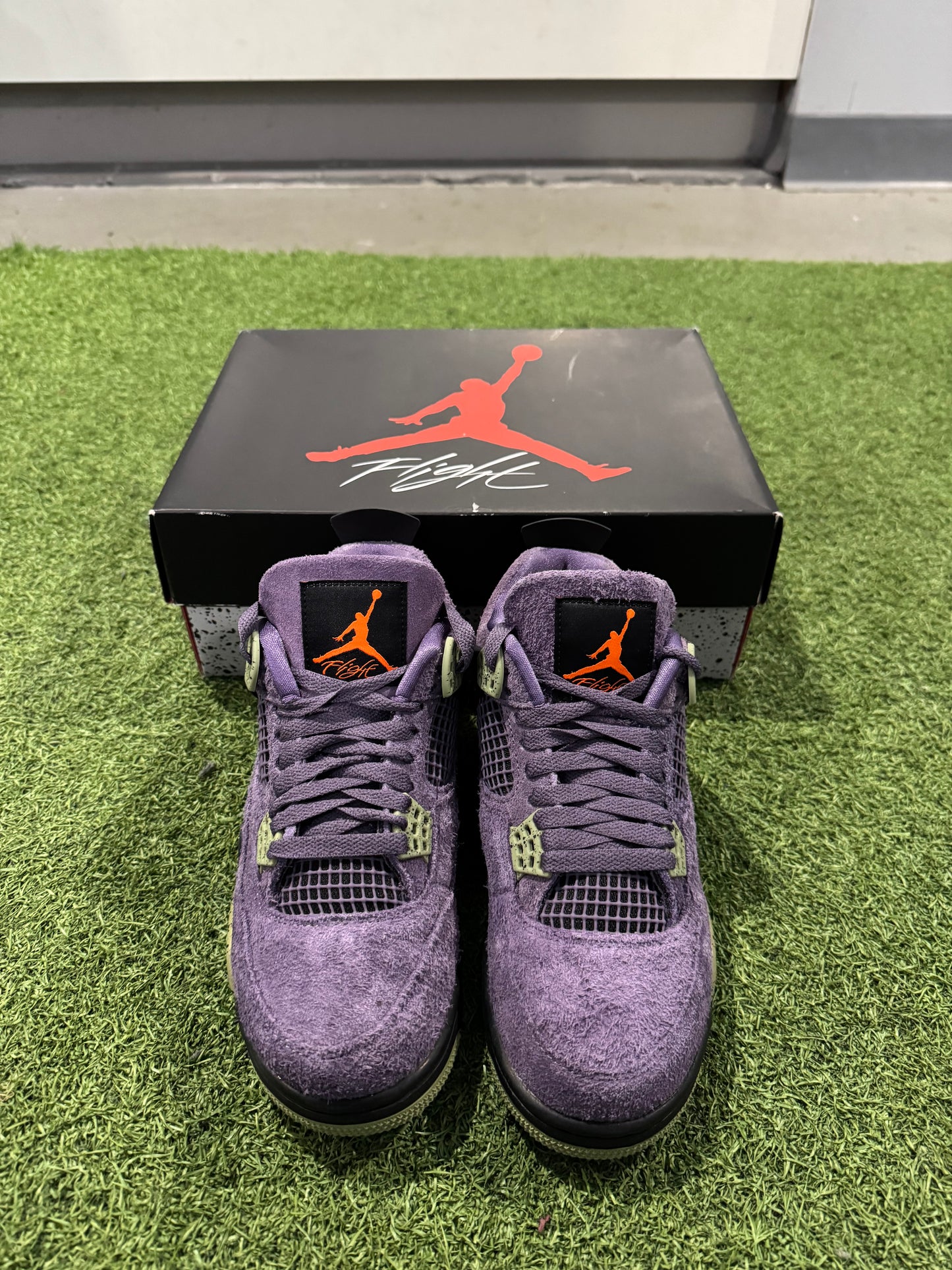 Jordan 4 Canyon Purple (7W)