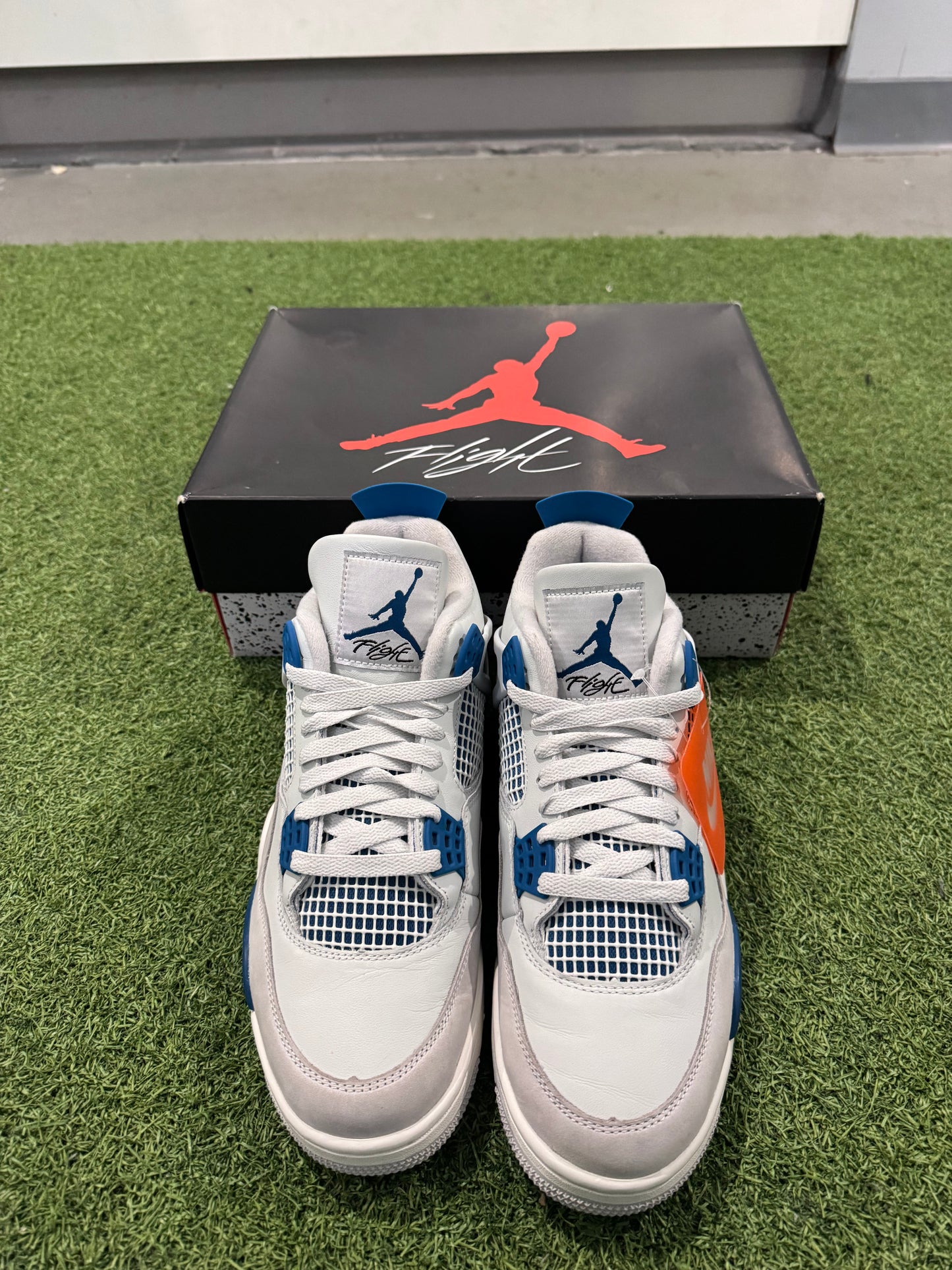 Jordan 4 Military Blue (9)