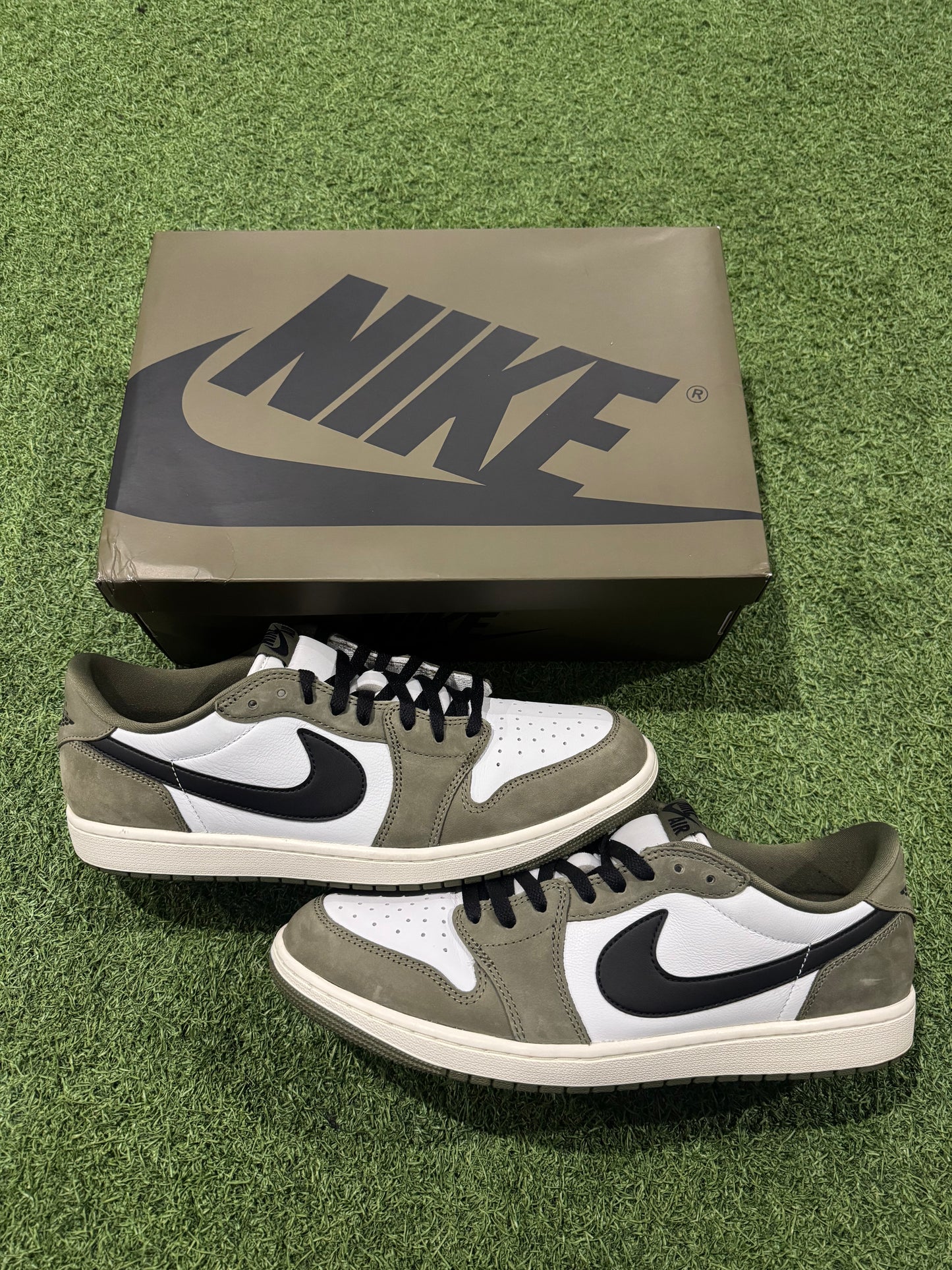 Jordan 1 Low Medium Olive (13)