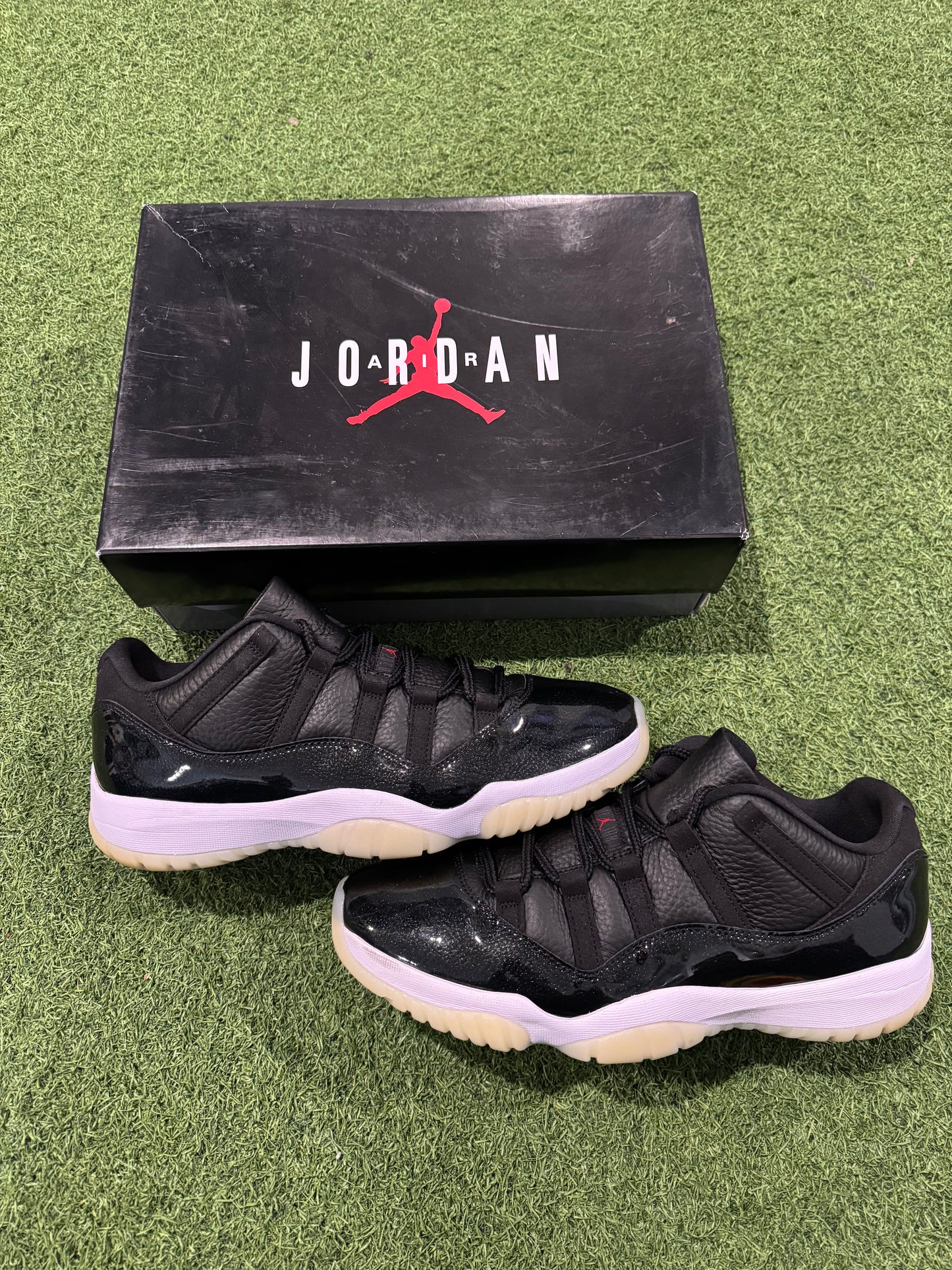 Jordan 11 Low 72-10 (11.5)