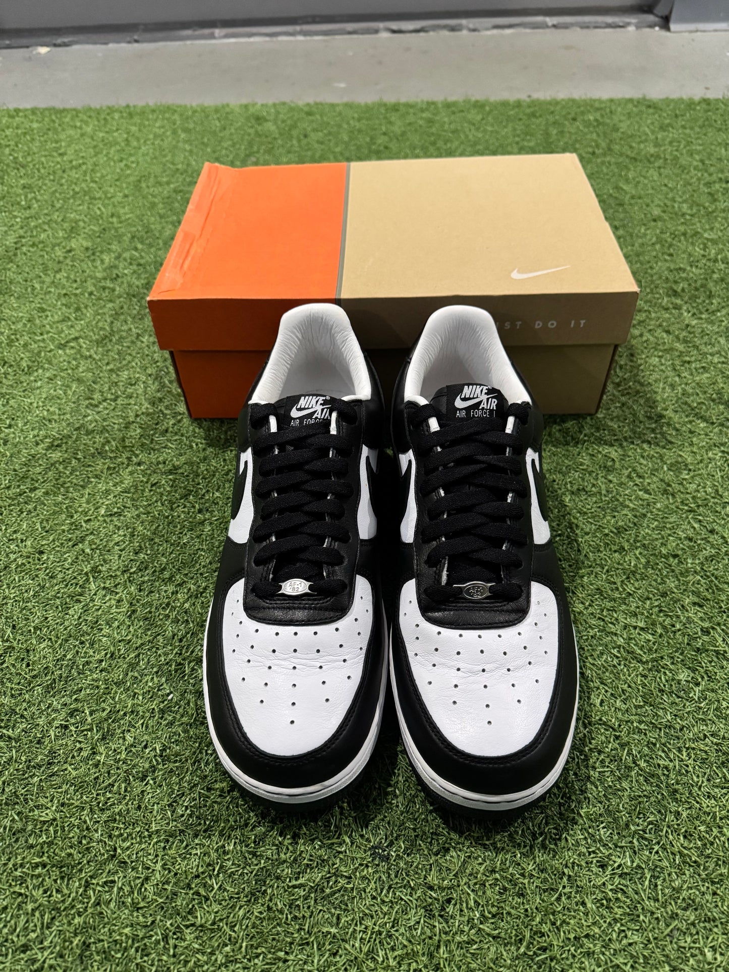 Air Force 1 Terror Squad Blackout (11)