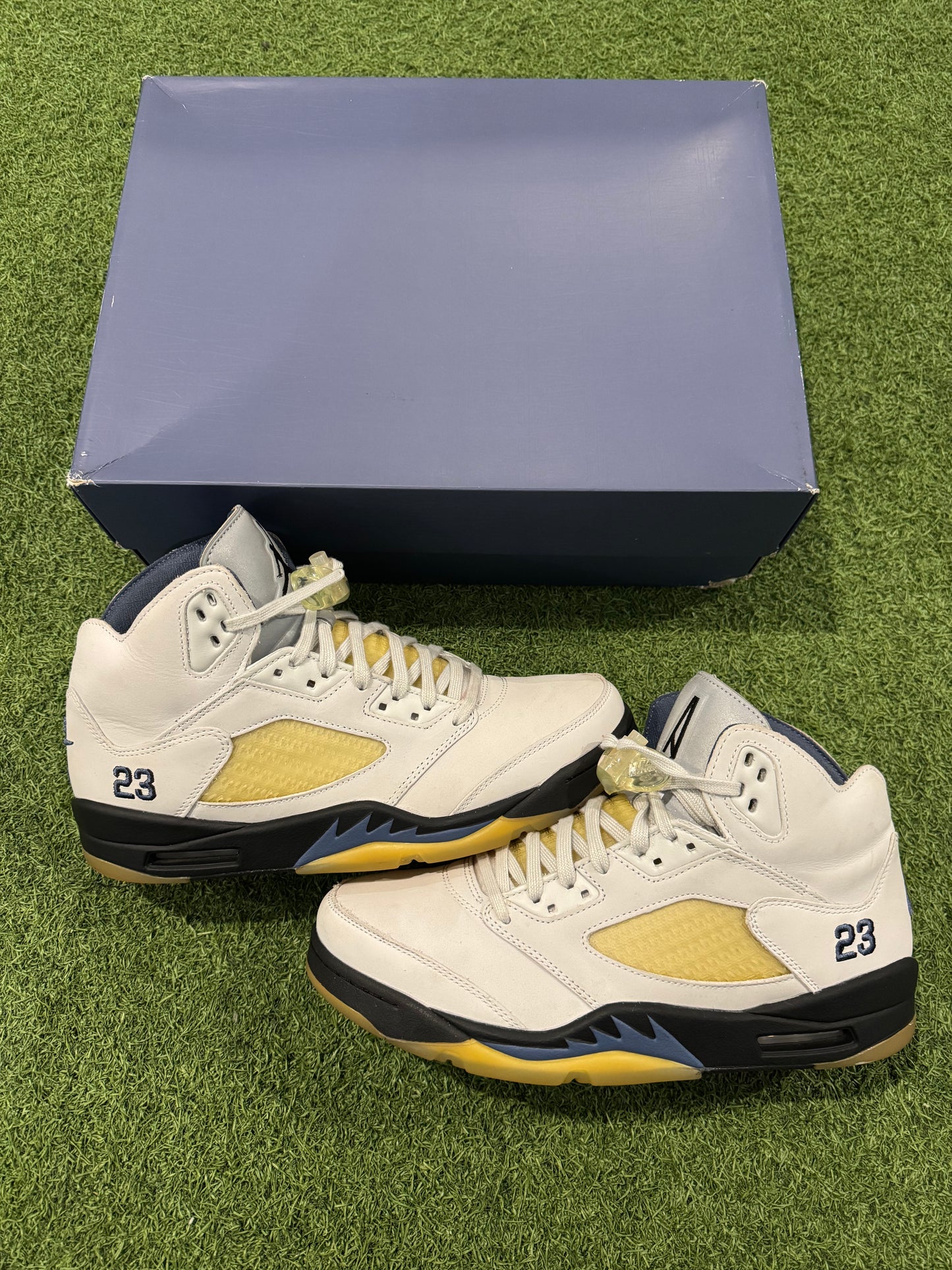Jordan 5 AMM Dawn W (12)