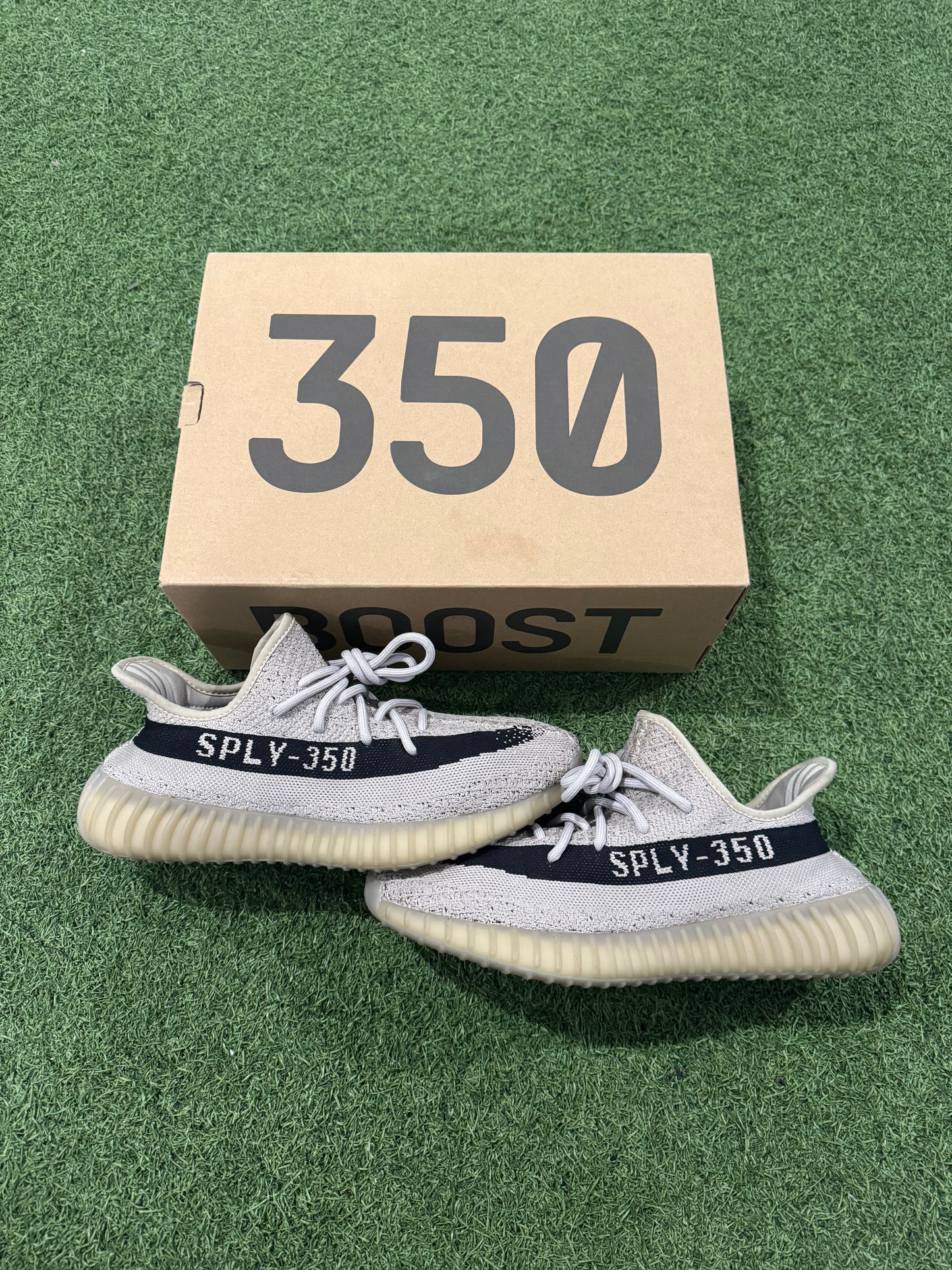 Yeezy 350 Slate (8.5)