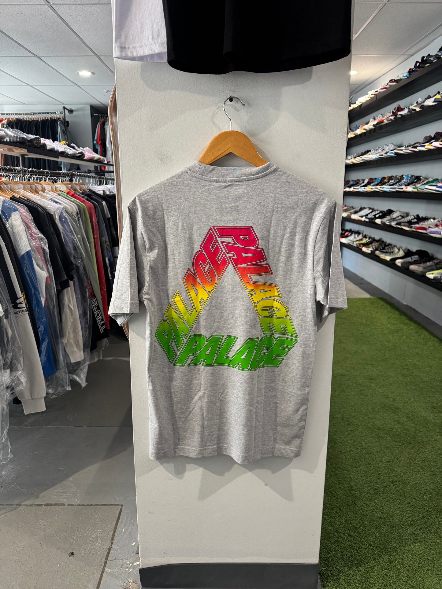 Palace Spectrum Tee Grey