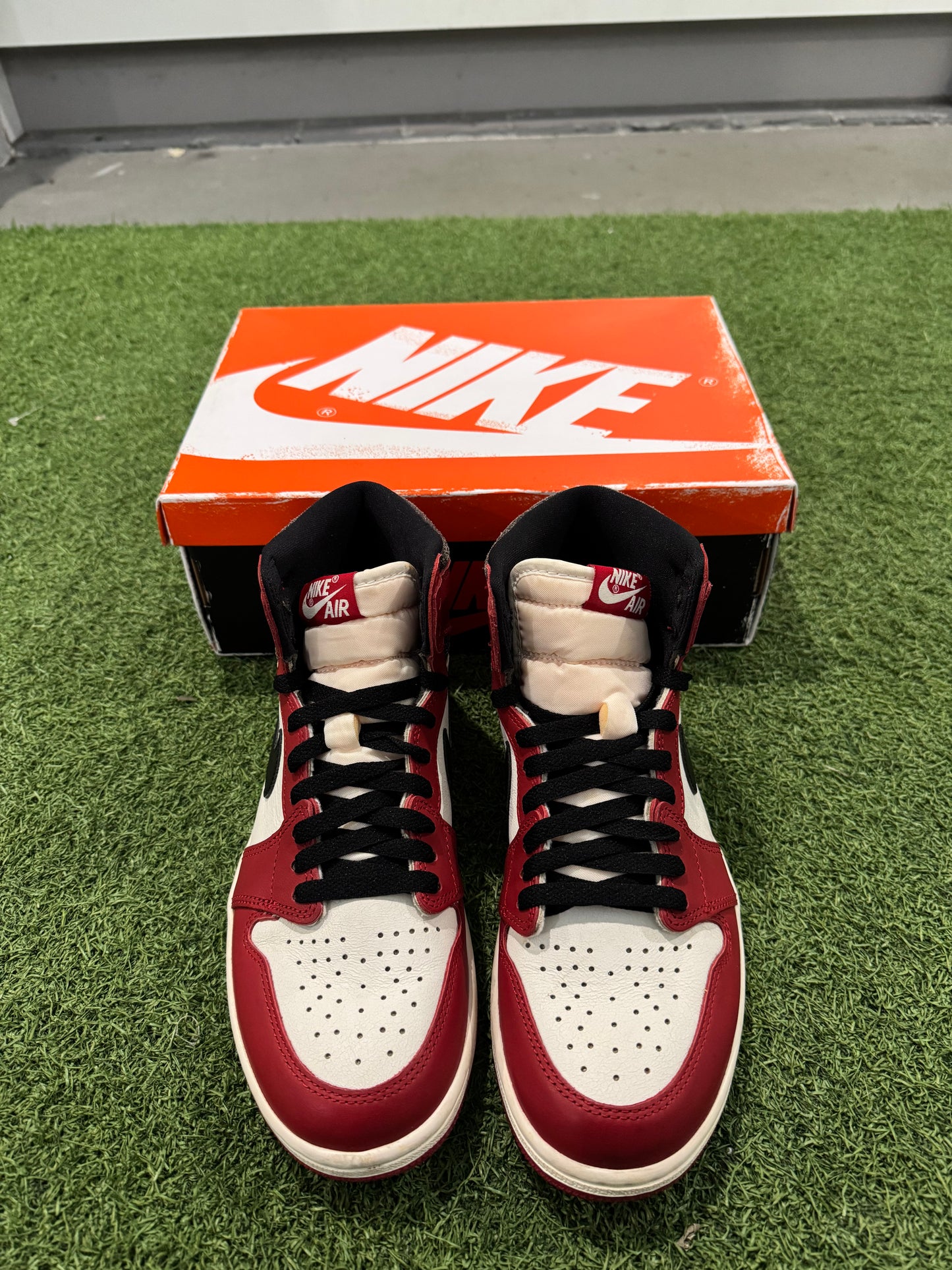 Jordan 1 Lost & Found (8)
