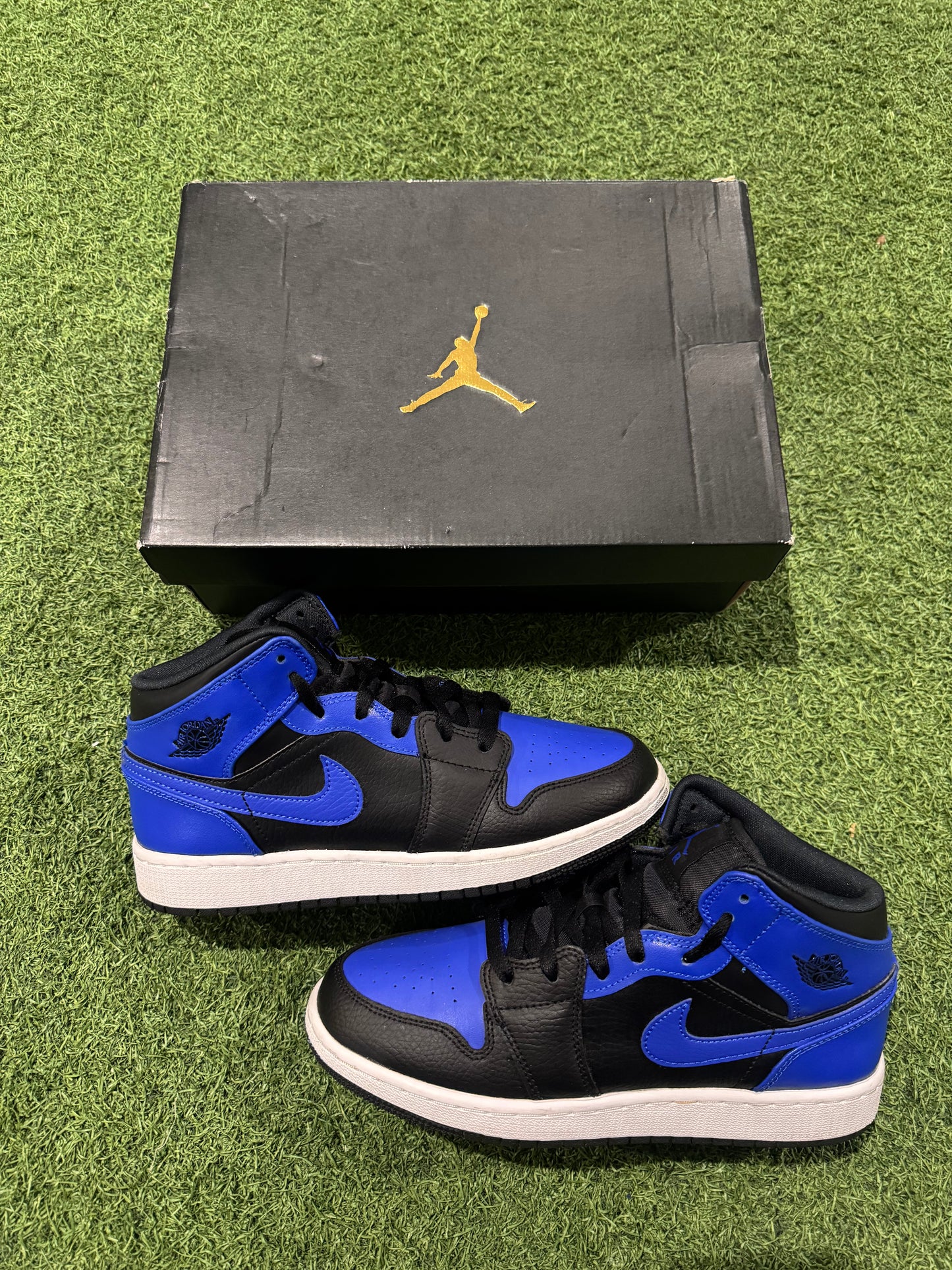 Jordan 1 Mid Hyper Royal (6Y)